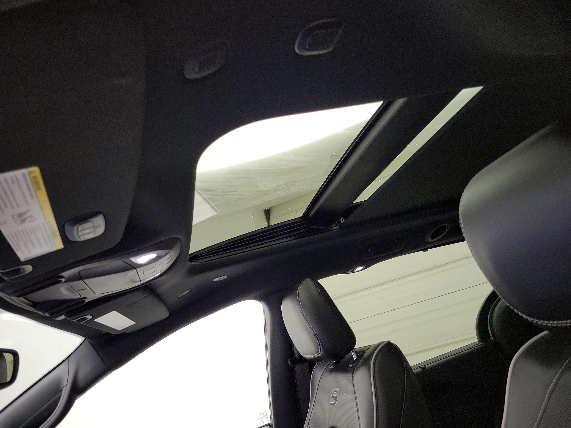 Thumbnail: 2023 Chrysler Pacifica - 20