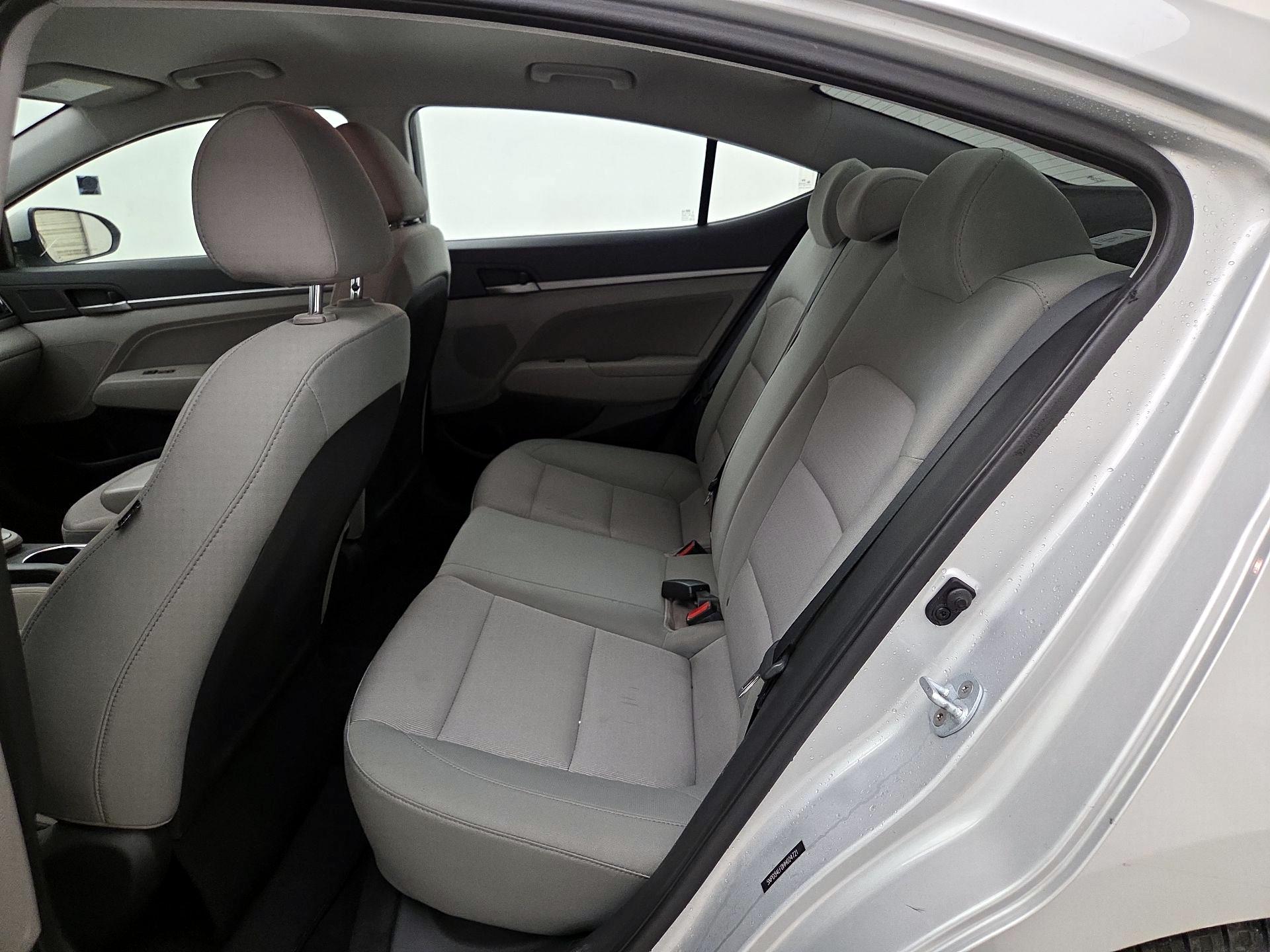 Thumbnail: 2017 Hyundai Elantra - 19