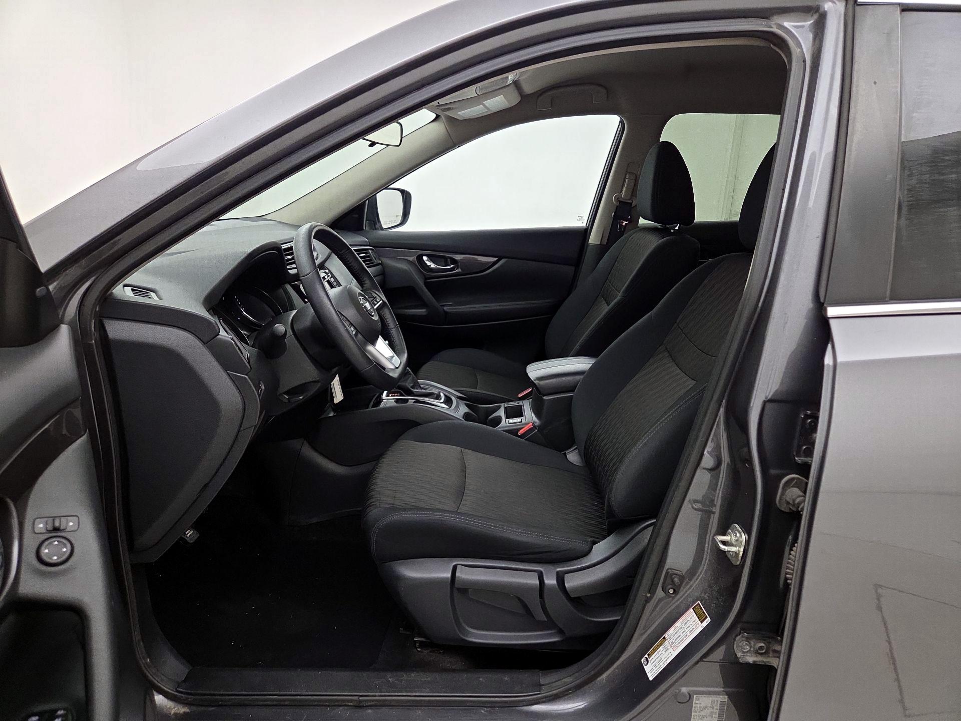 Thumbnail: 2019 Nissan Rogue - 11
