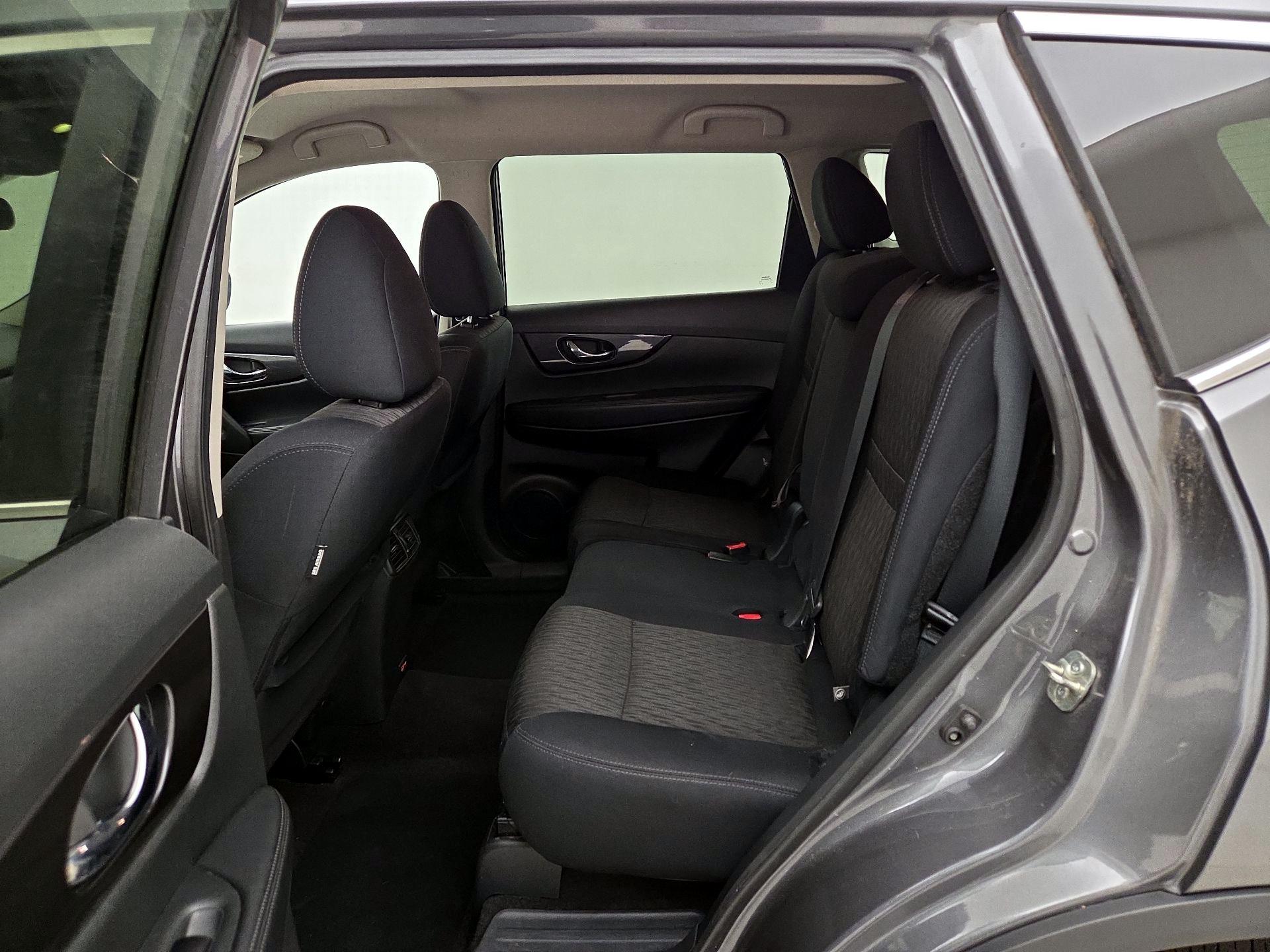 Thumbnail: 2019 Nissan Rogue - 19