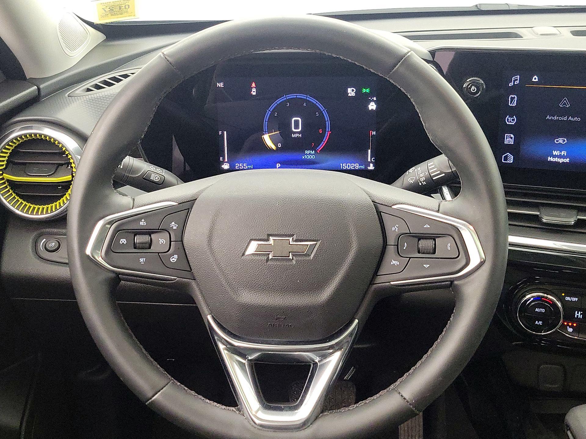 Thumbnail: 2024 Chevrolet Trax - 10