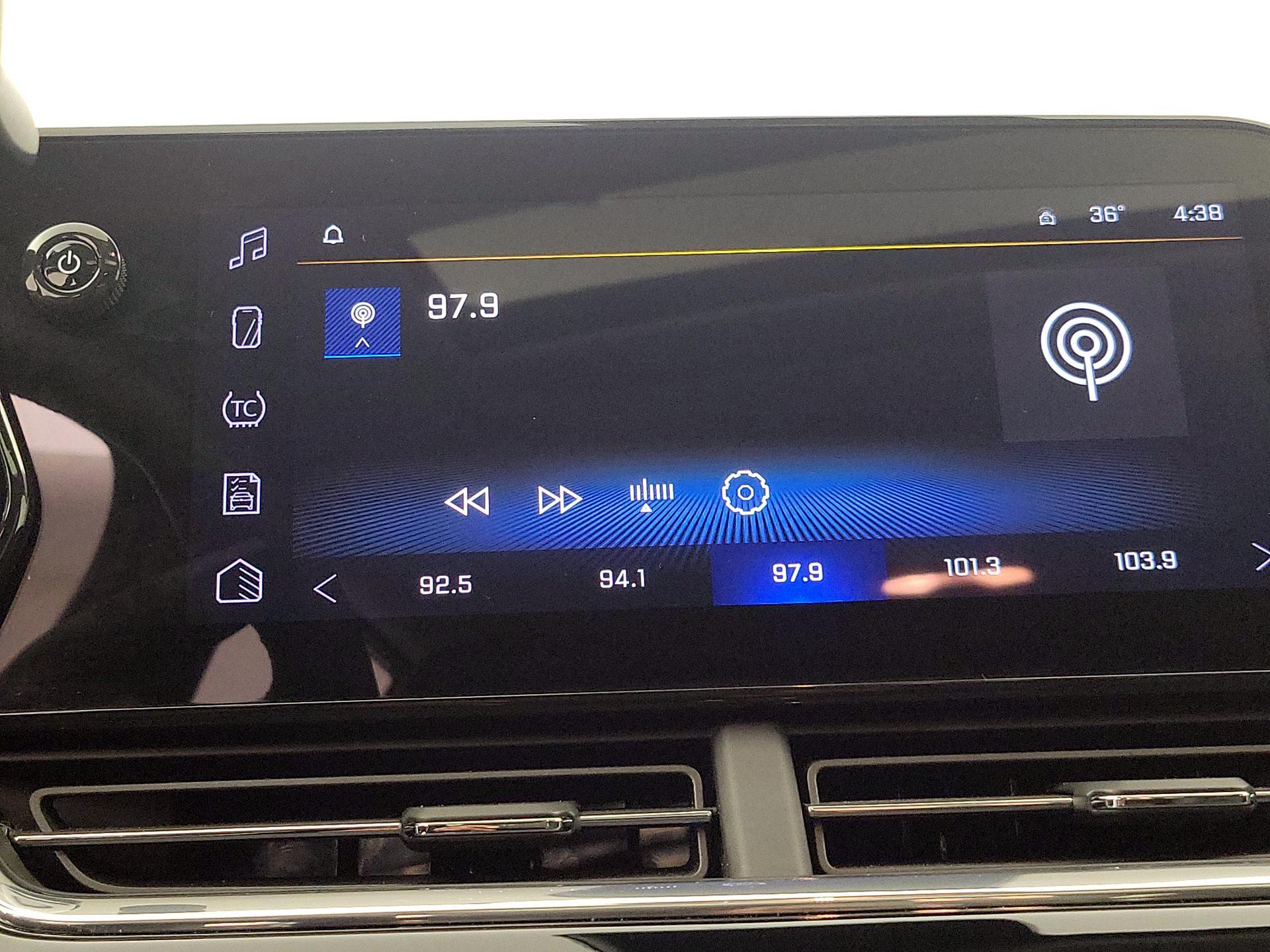 Thumbnail: 2024 Chevrolet Trax - 15