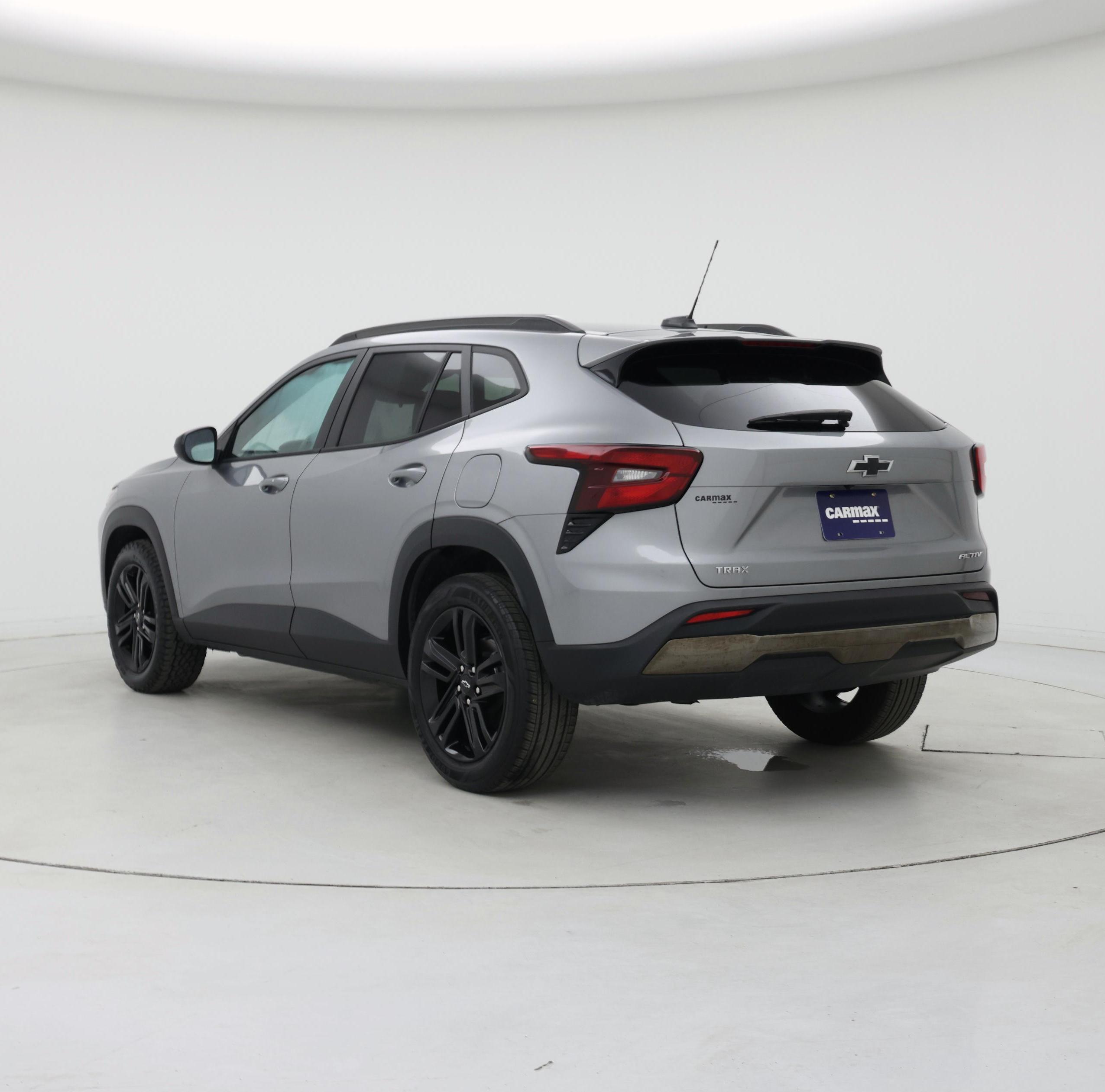 Thumbnail: 2024 Chevrolet Trax - 2