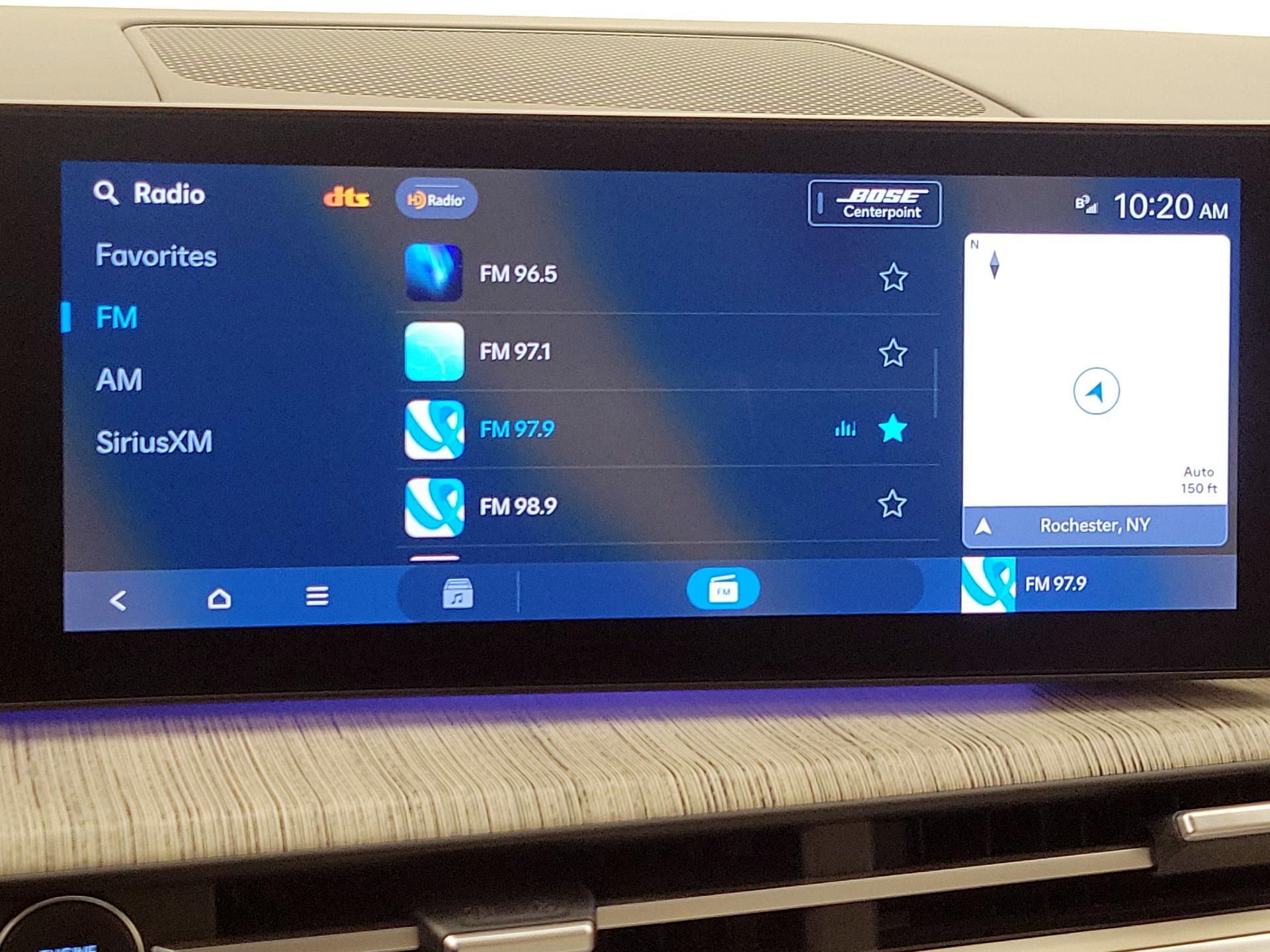 Thumbnail: 2024 Hyundai Santa Fe - 16