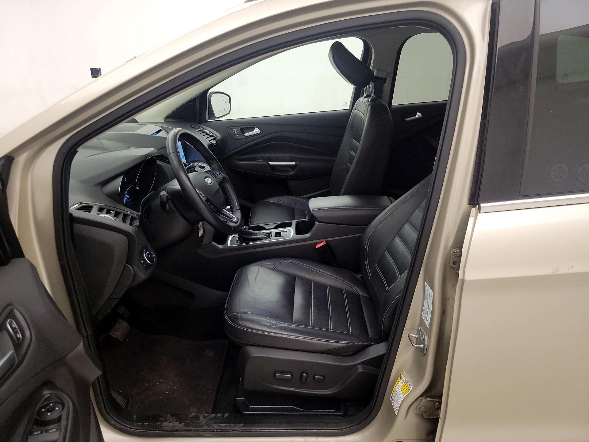 Thumbnail: 2018 Ford Escape - 11