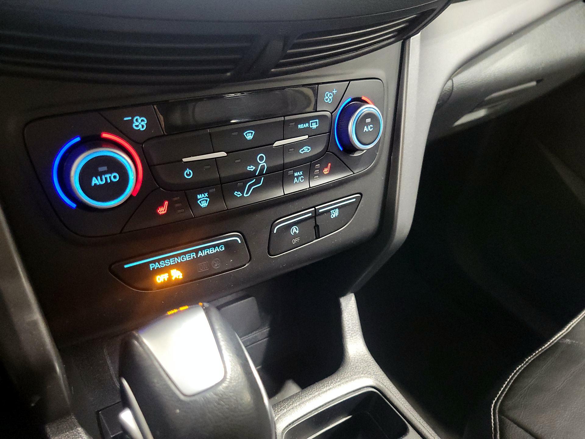 Thumbnail: 2018 Ford Escape - 16