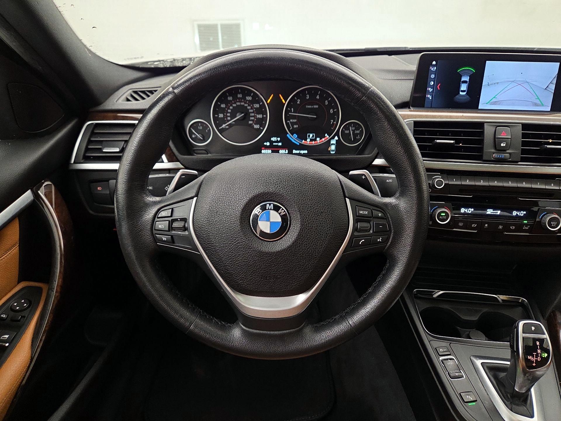 Thumbnail: 2018 BMW 3 Series - 10