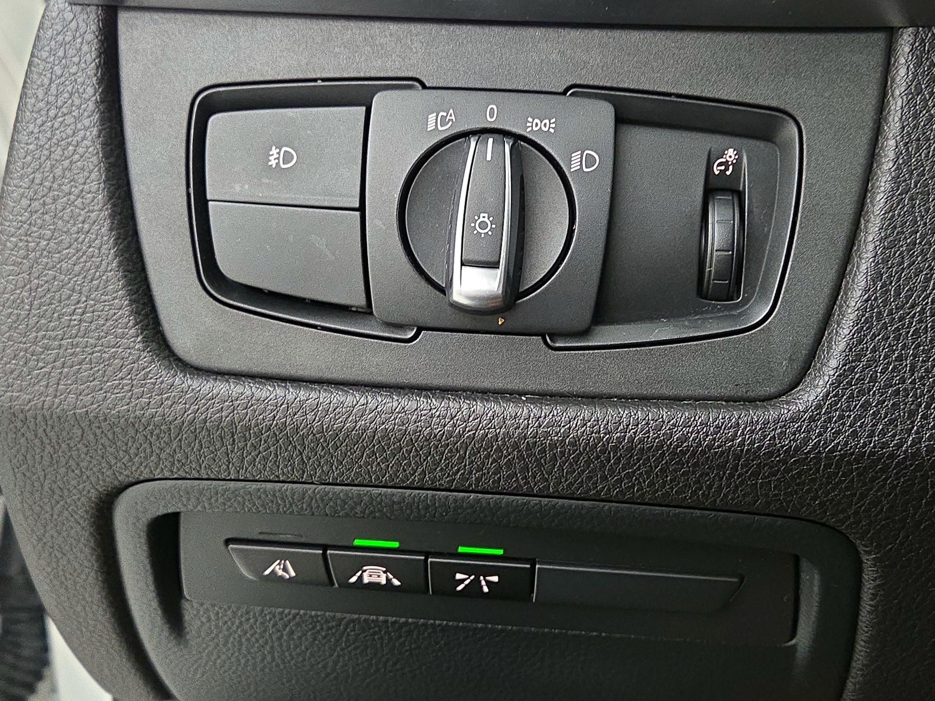 Thumbnail: 2018 BMW 3 Series - 13