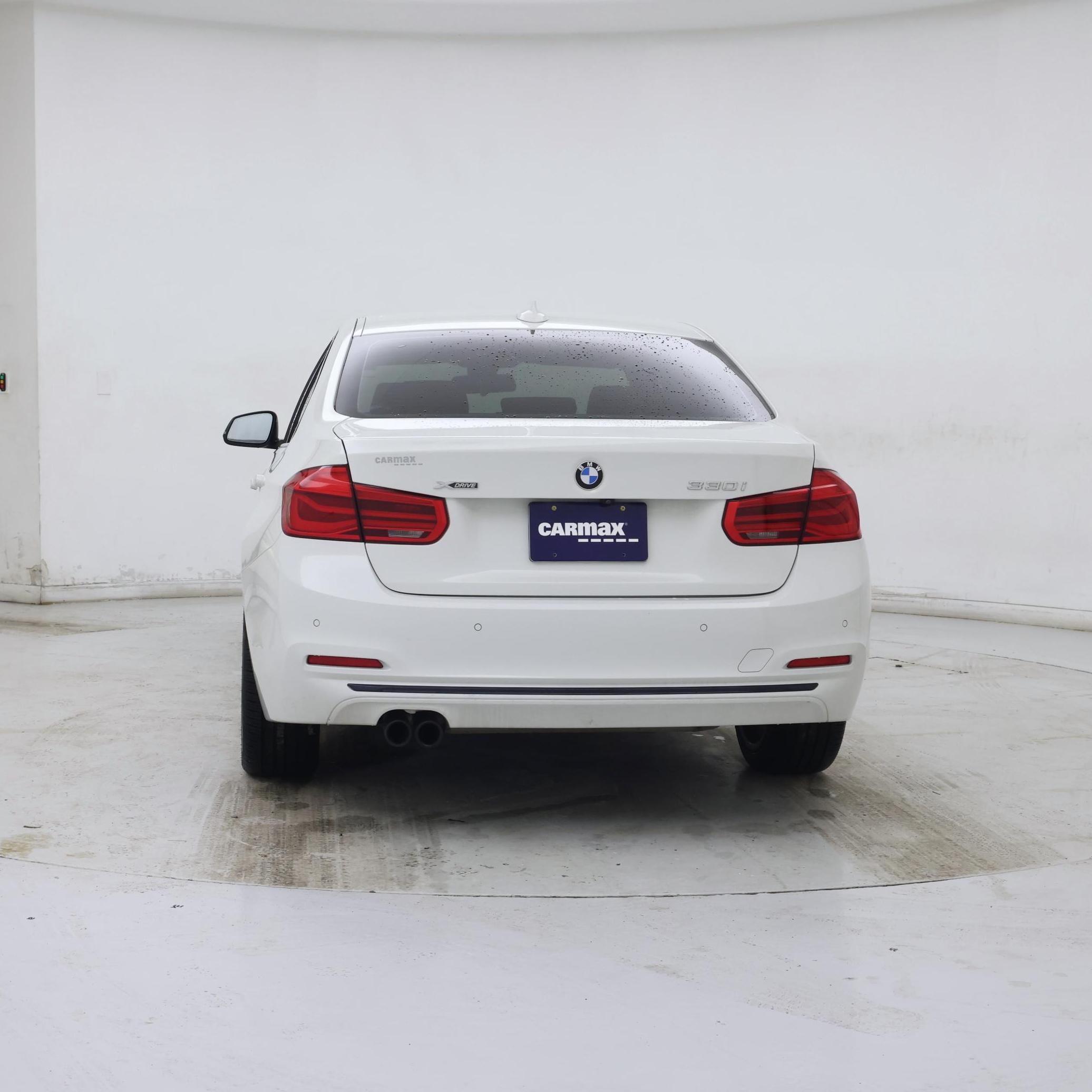 Thumbnail: 2018 BMW 3 Series - 6