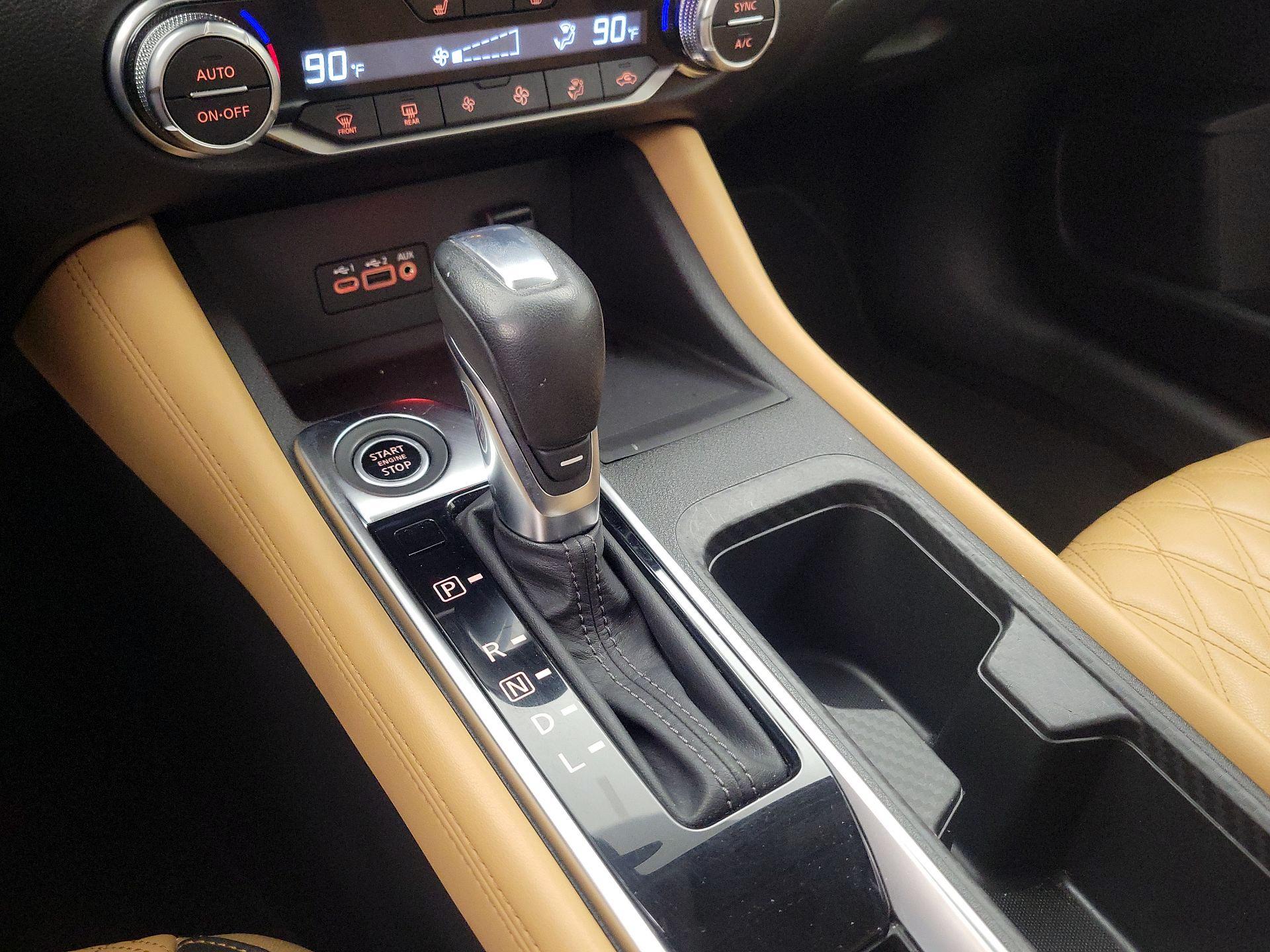 Thumbnail: 2020 Nissan Sentra - 17