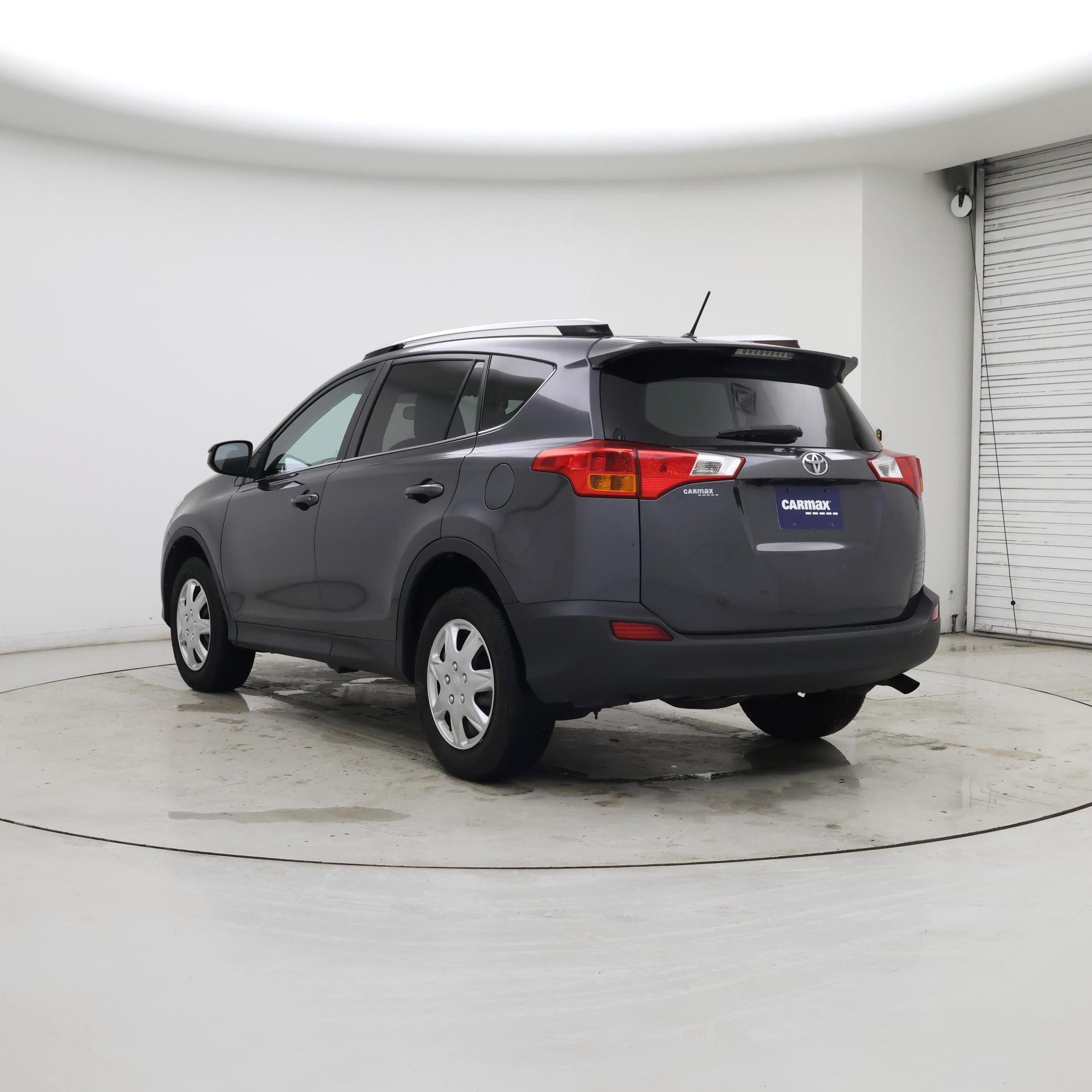Thumbnail: 2015 Toyota RAV4 - 2