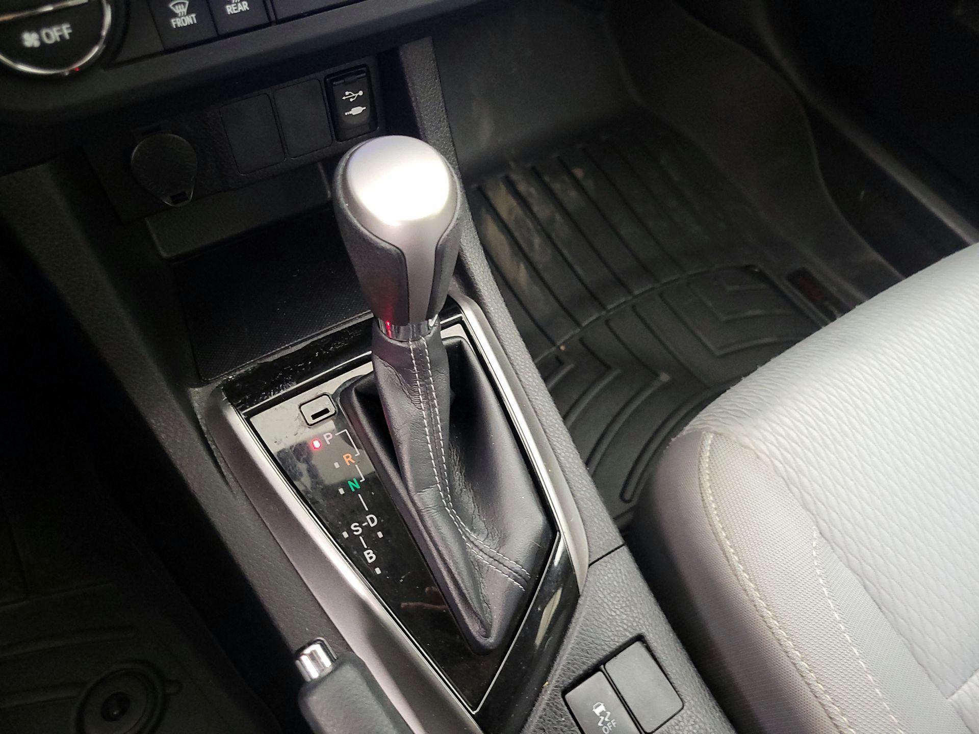 Thumbnail: 2016 Toyota Corolla - 17