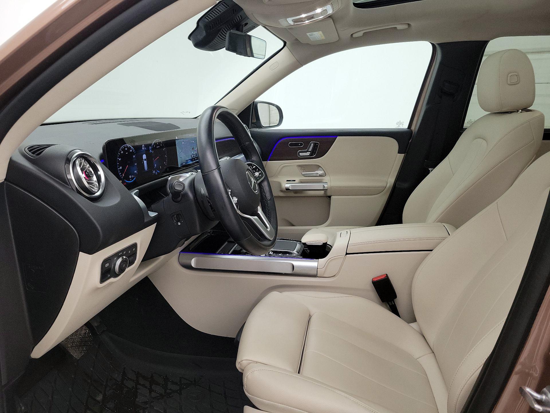 Thumbnail: 2023 Mercedes-Benz GLB - 11