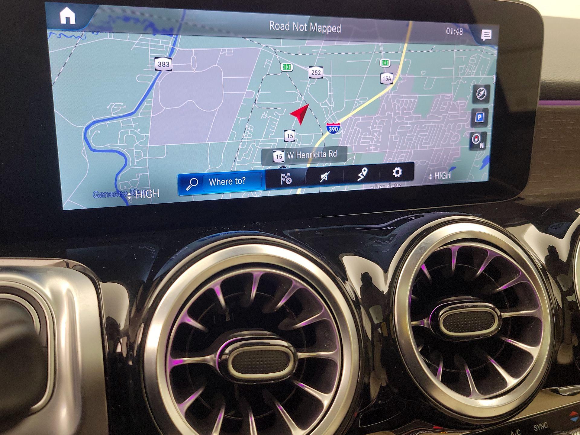 Thumbnail: 2023 Mercedes-Benz GLB - 14