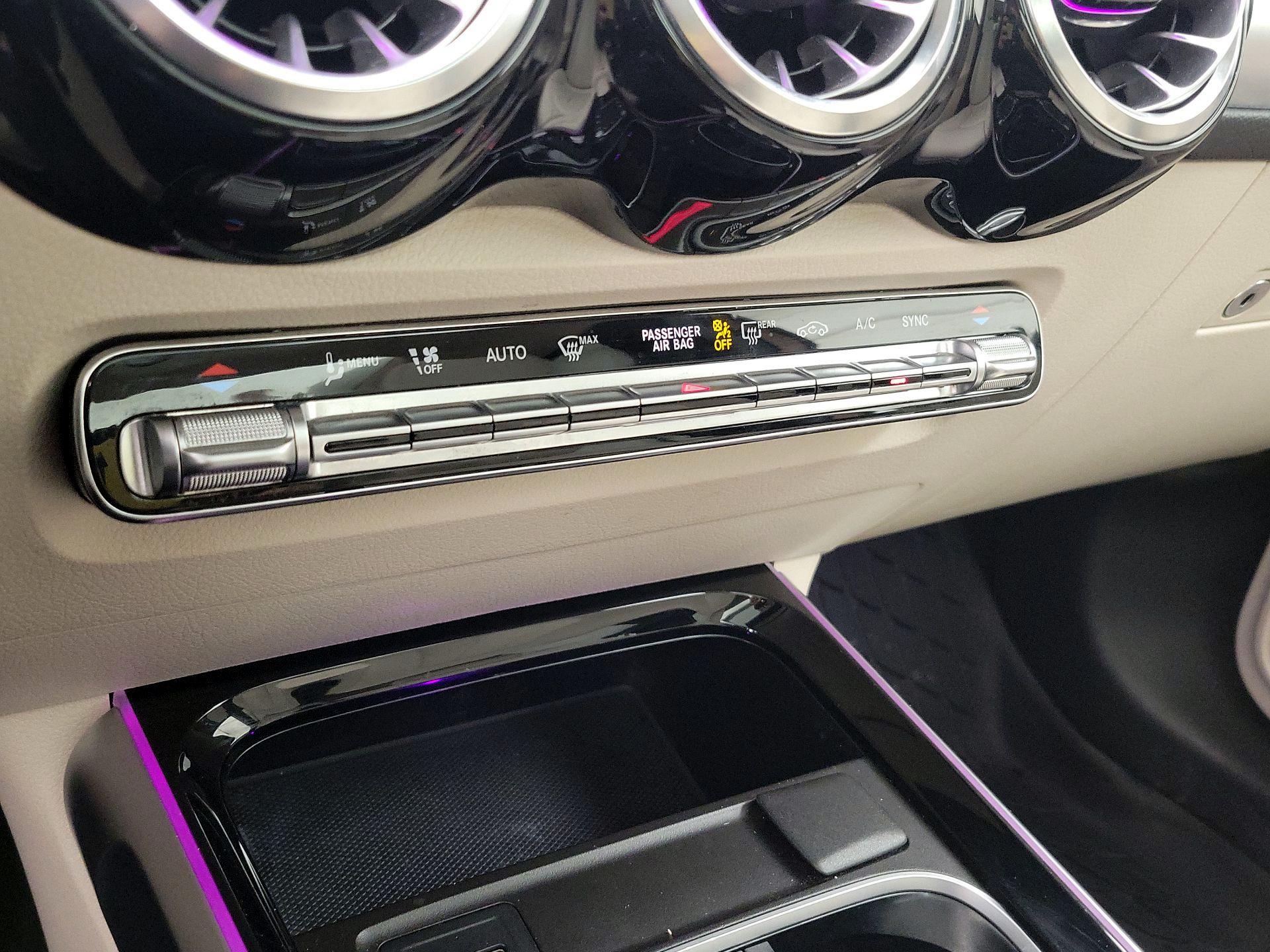 Thumbnail: 2023 Mercedes-Benz GLB - 17