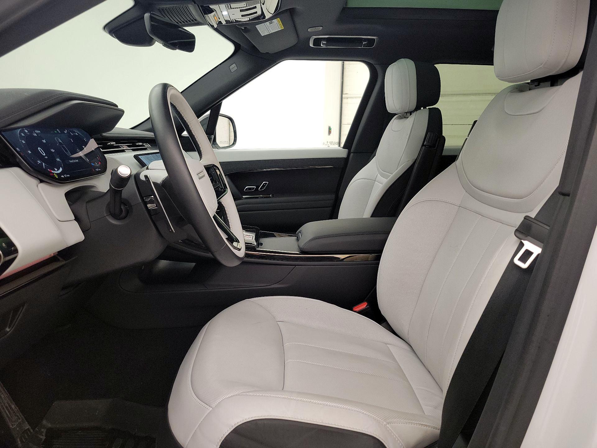 Thumbnail: 2024 Land Rover Range Rover Sport - 11