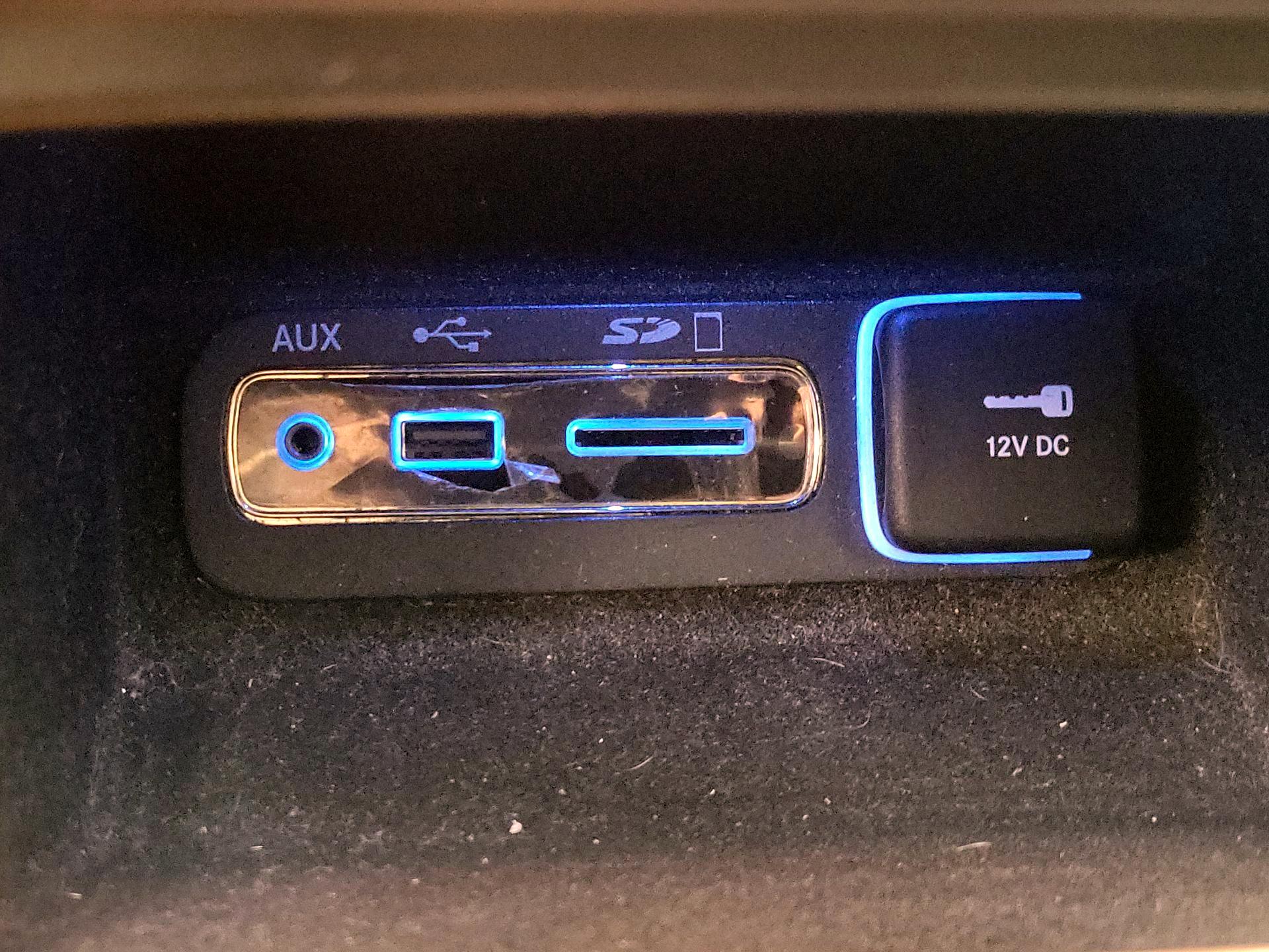 Thumbnail: 2016 Jeep Grand Cherokee - 19