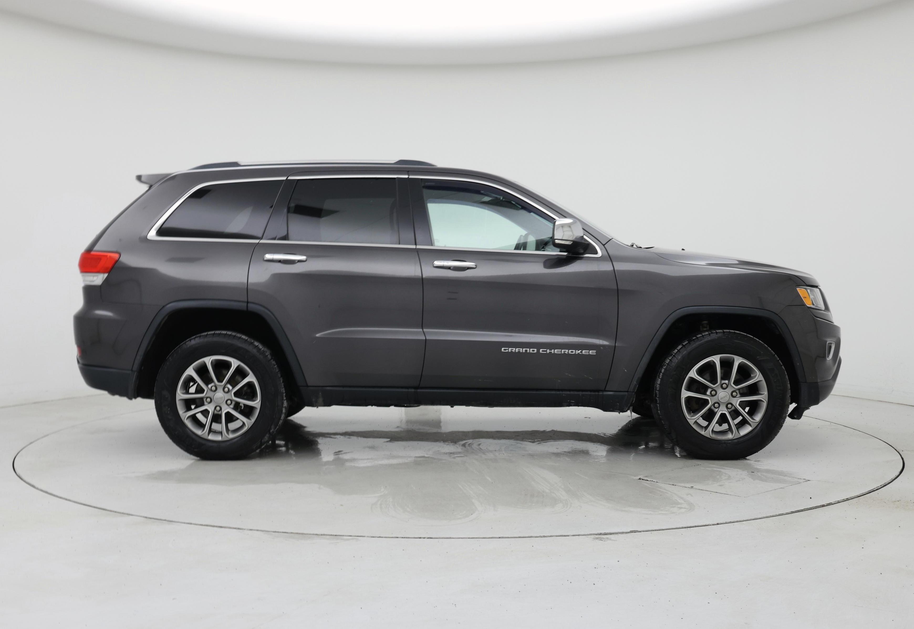 Thumbnail: 2016 Jeep Grand Cherokee - 7