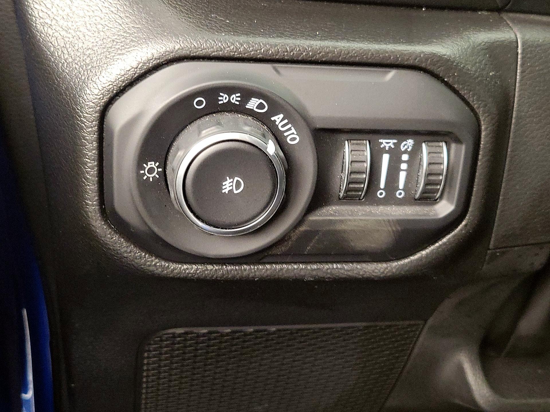 Thumbnail: 2022 Jeep Wrangler - 13