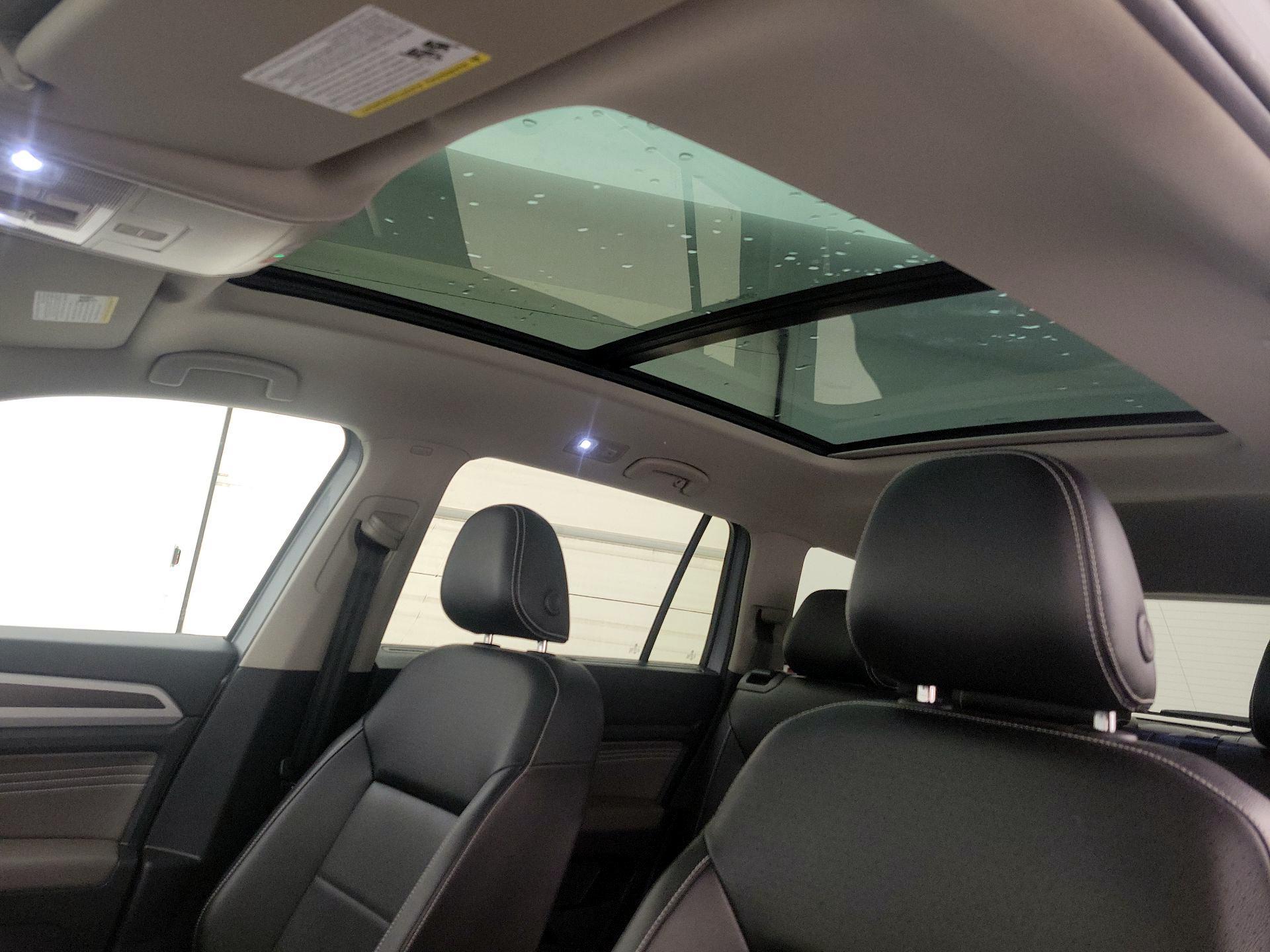 Thumbnail: 2022 Volkswagen Atlas - 19