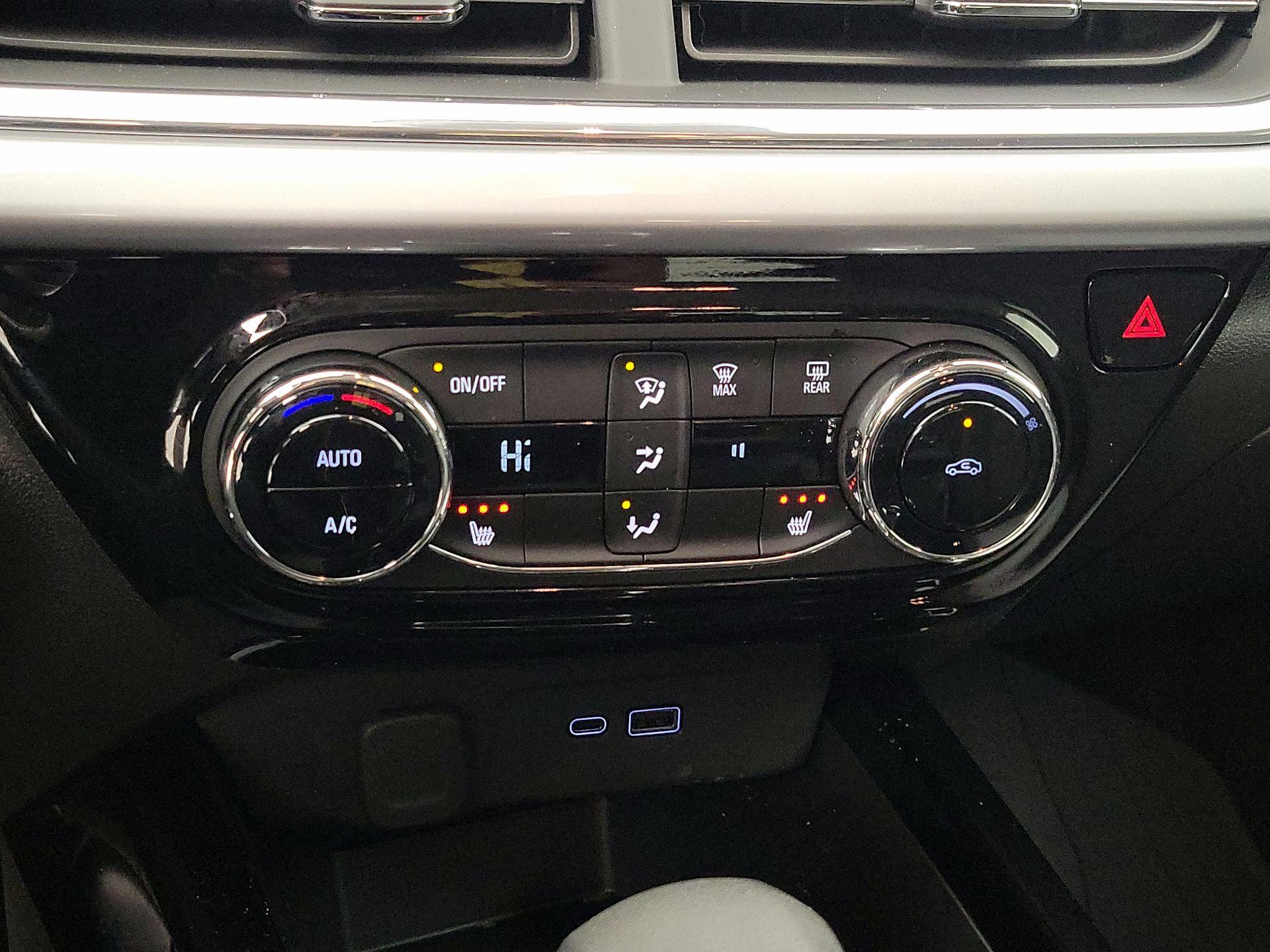 Thumbnail: 2024 Chevrolet Trax - 16