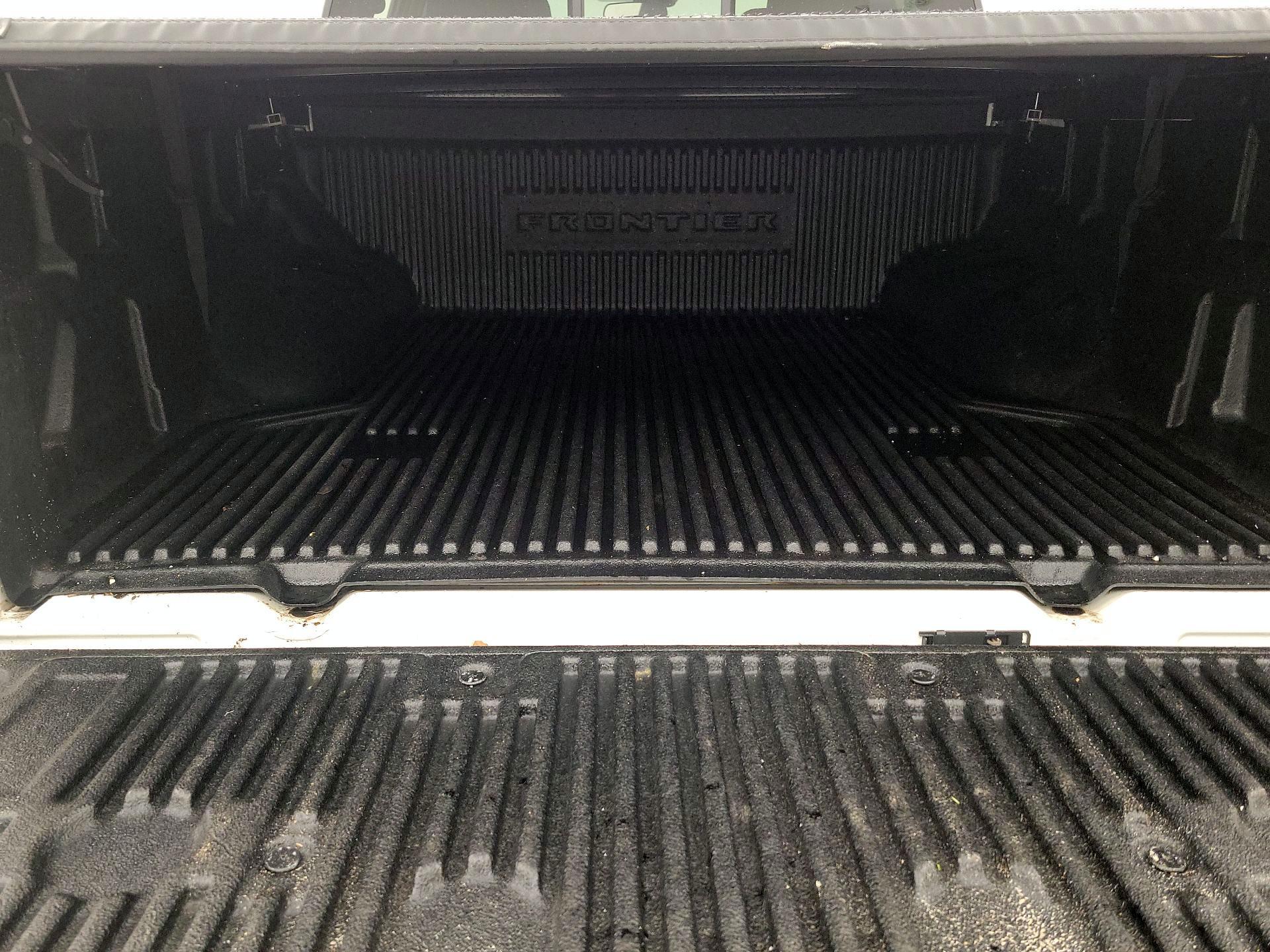 Thumbnail: 2022 Nissan Frontier - 20