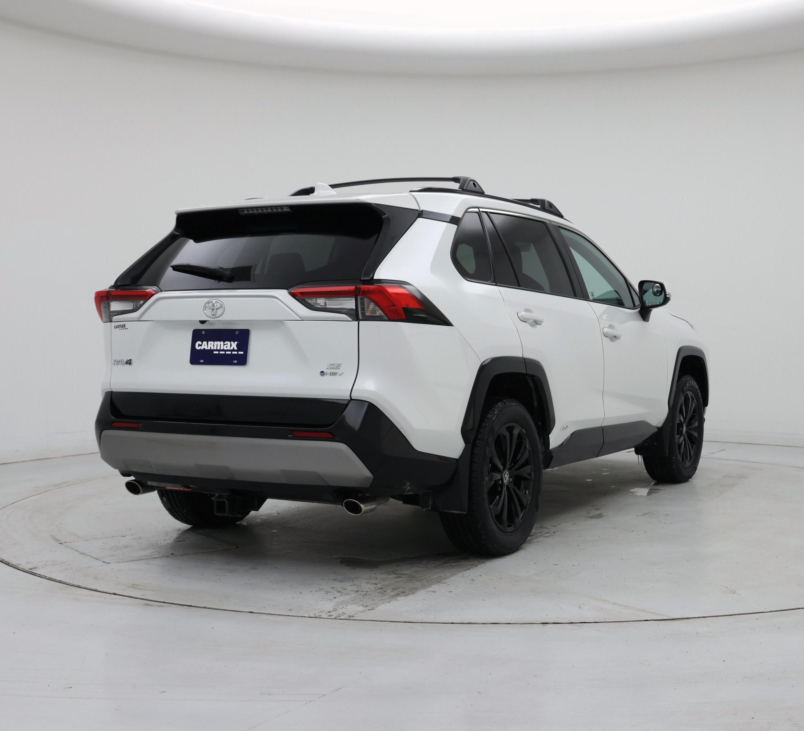 Thumbnail: 2025 Toyota RAV4 - 8