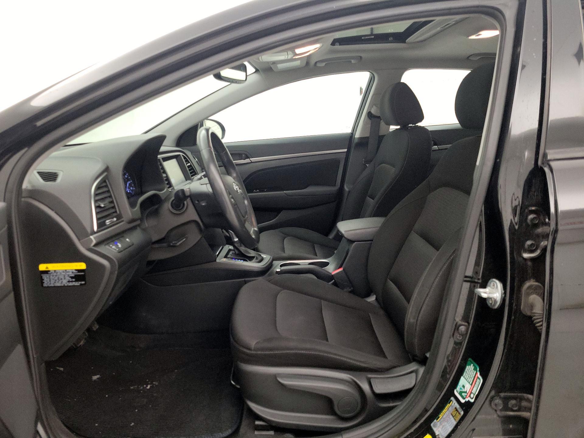 Thumbnail: 2018 Hyundai Elantra - 11