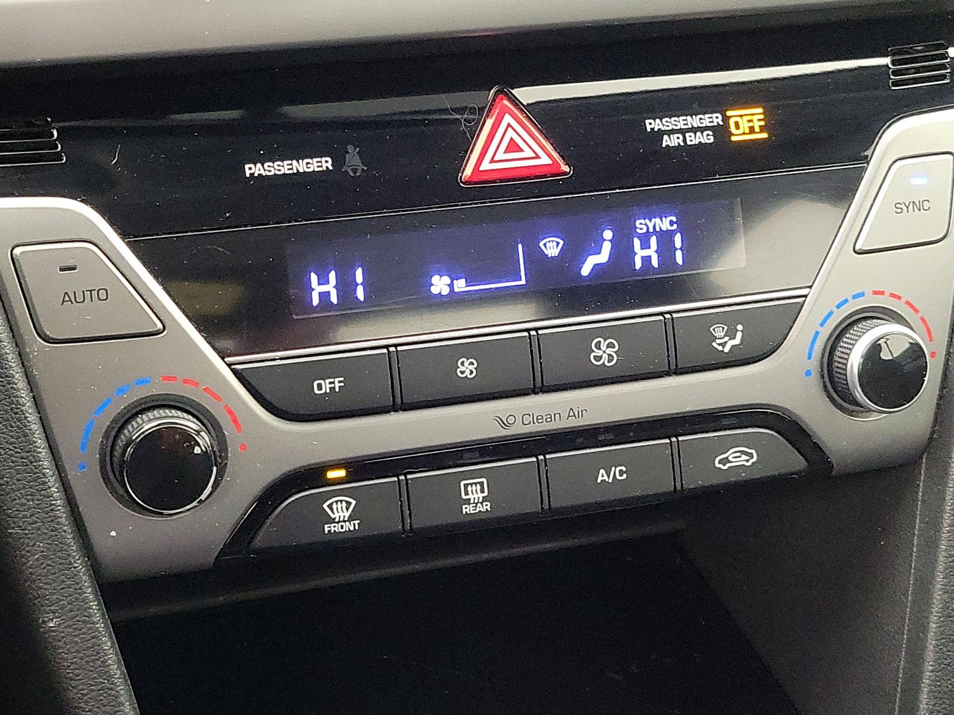 Thumbnail: 2018 Hyundai Elantra - 16