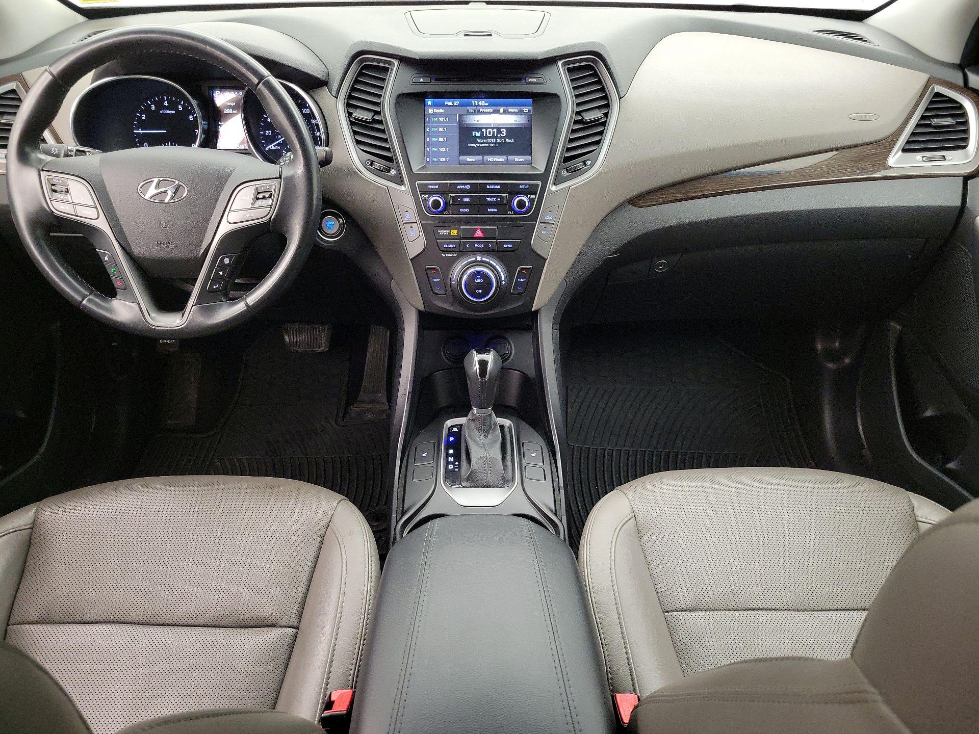 Thumbnail: 2017 Hyundai Santa Fe - 9