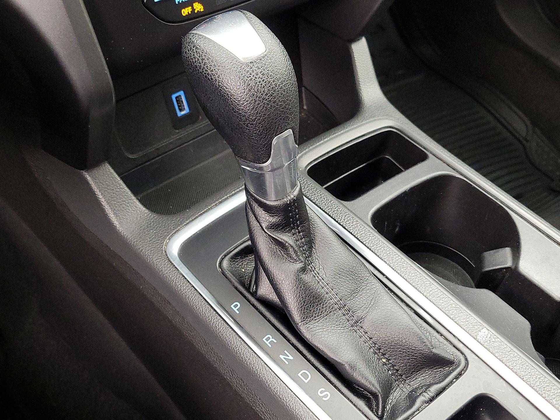 Thumbnail: 2017 Ford Escape - 17