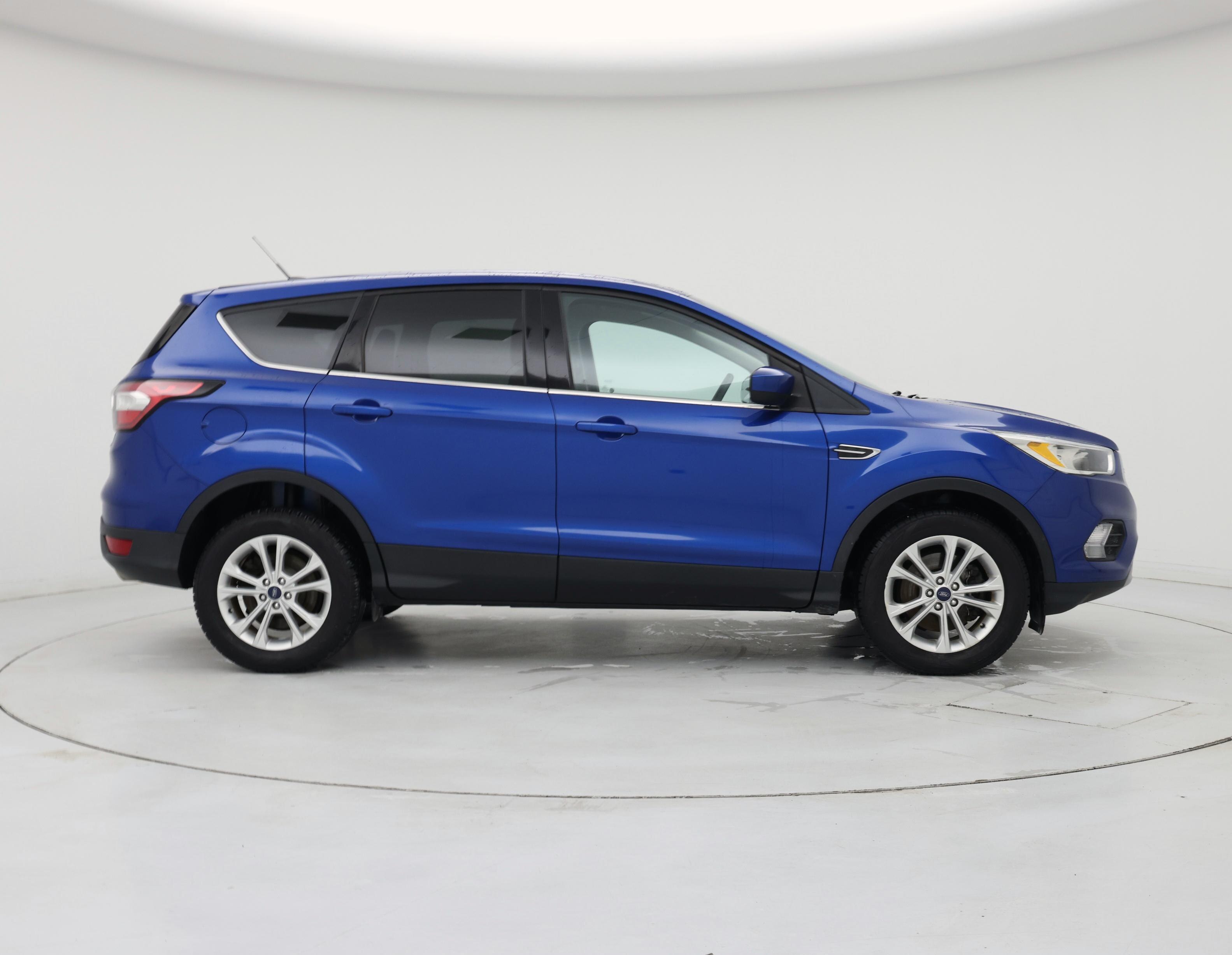 Thumbnail: 2017 Ford Escape - 7