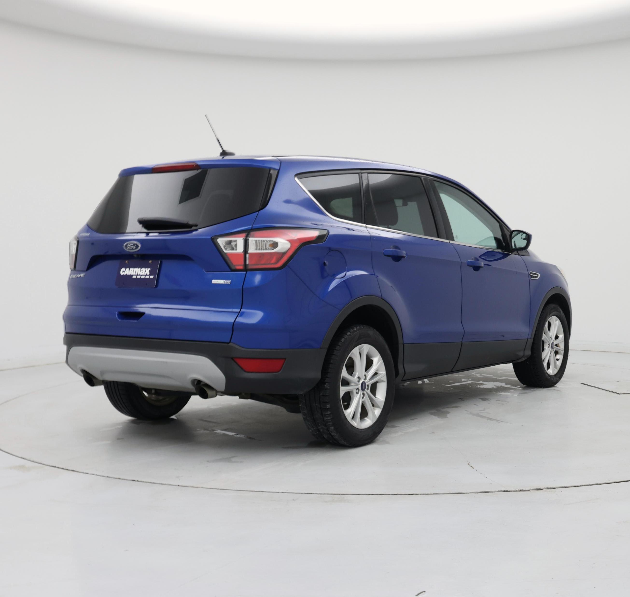 Thumbnail: 2017 Ford Escape - 8