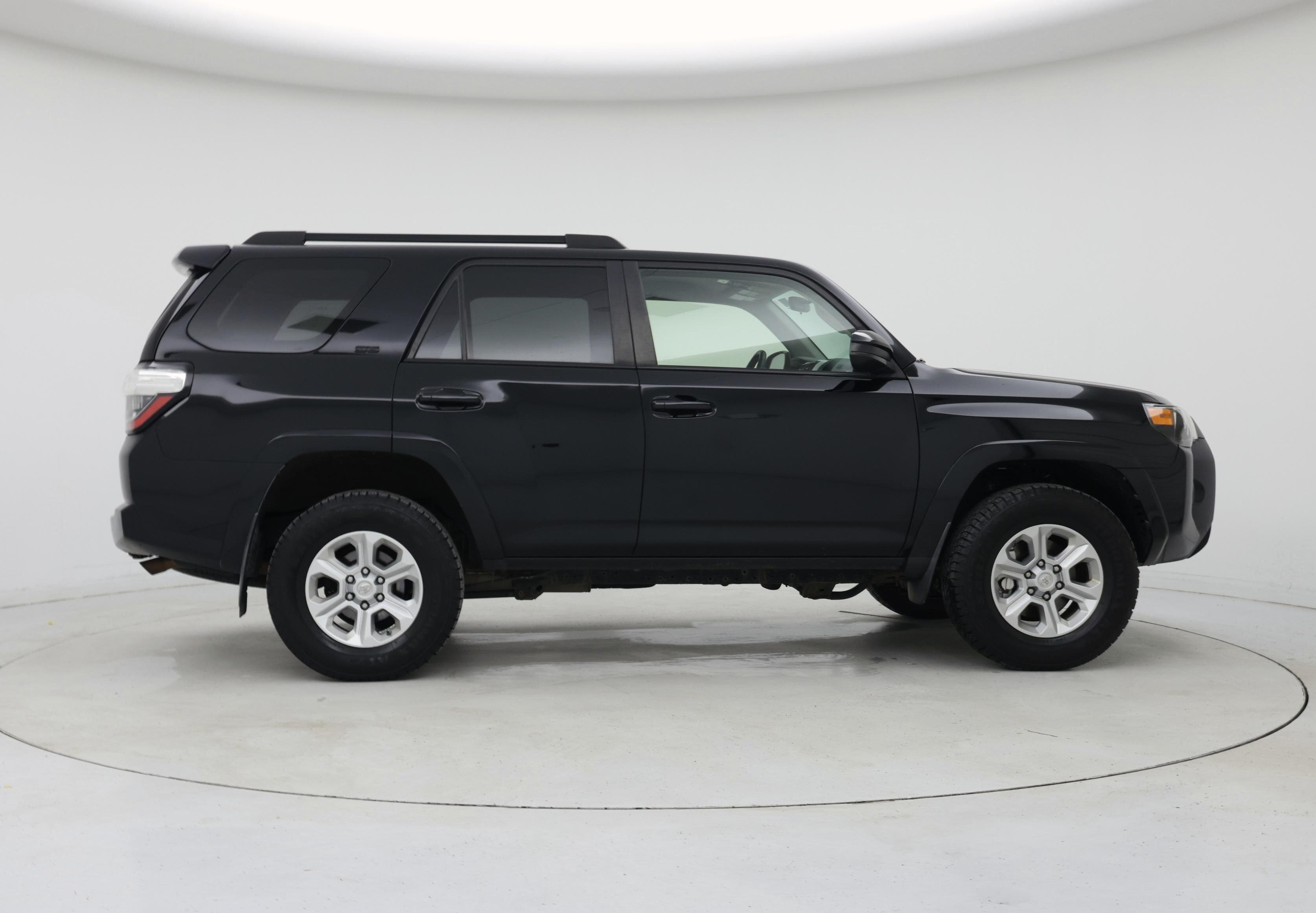 Thumbnail: 2018 Toyota 4Runner - 7