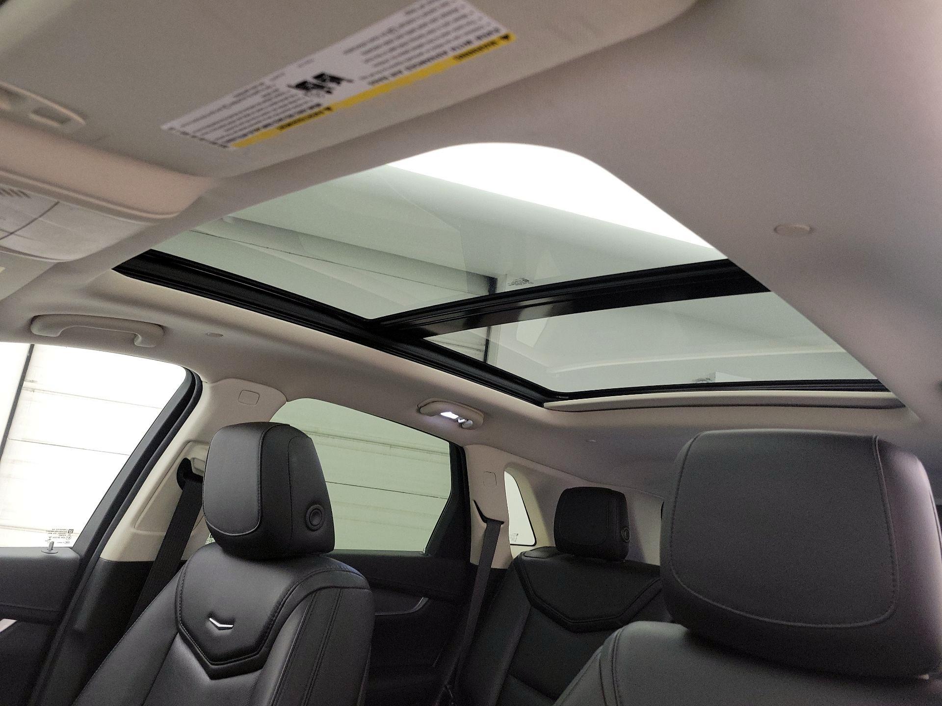 Thumbnail: 2018 Cadillac XT5 - 19