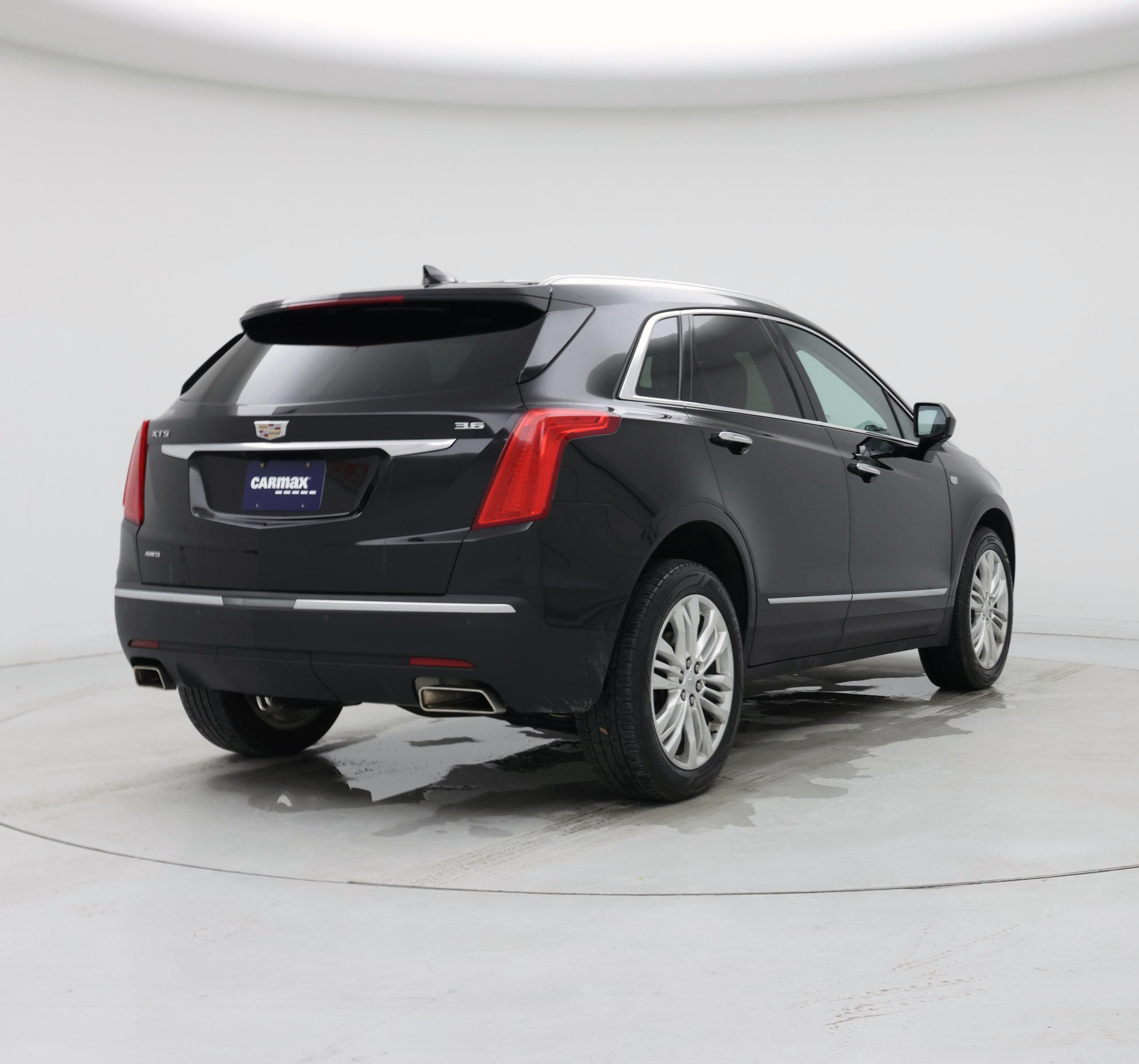 Thumbnail: 2018 Cadillac XT5 - 8