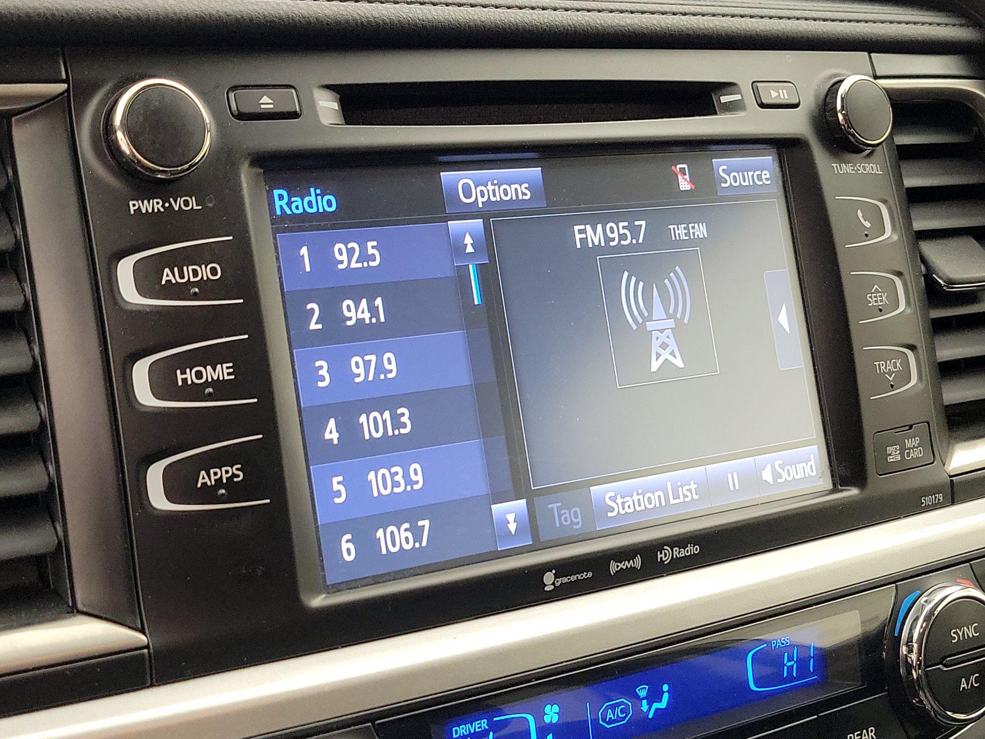 Thumbnail: 2018 Toyota Highlander - 15