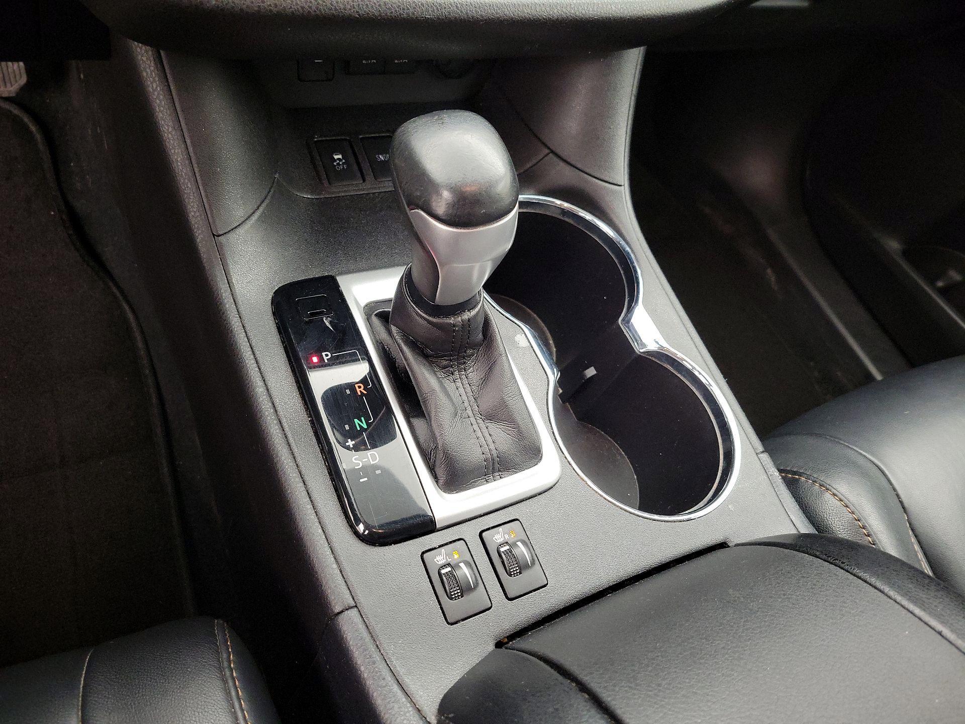 Thumbnail: 2018 Toyota Highlander - 17