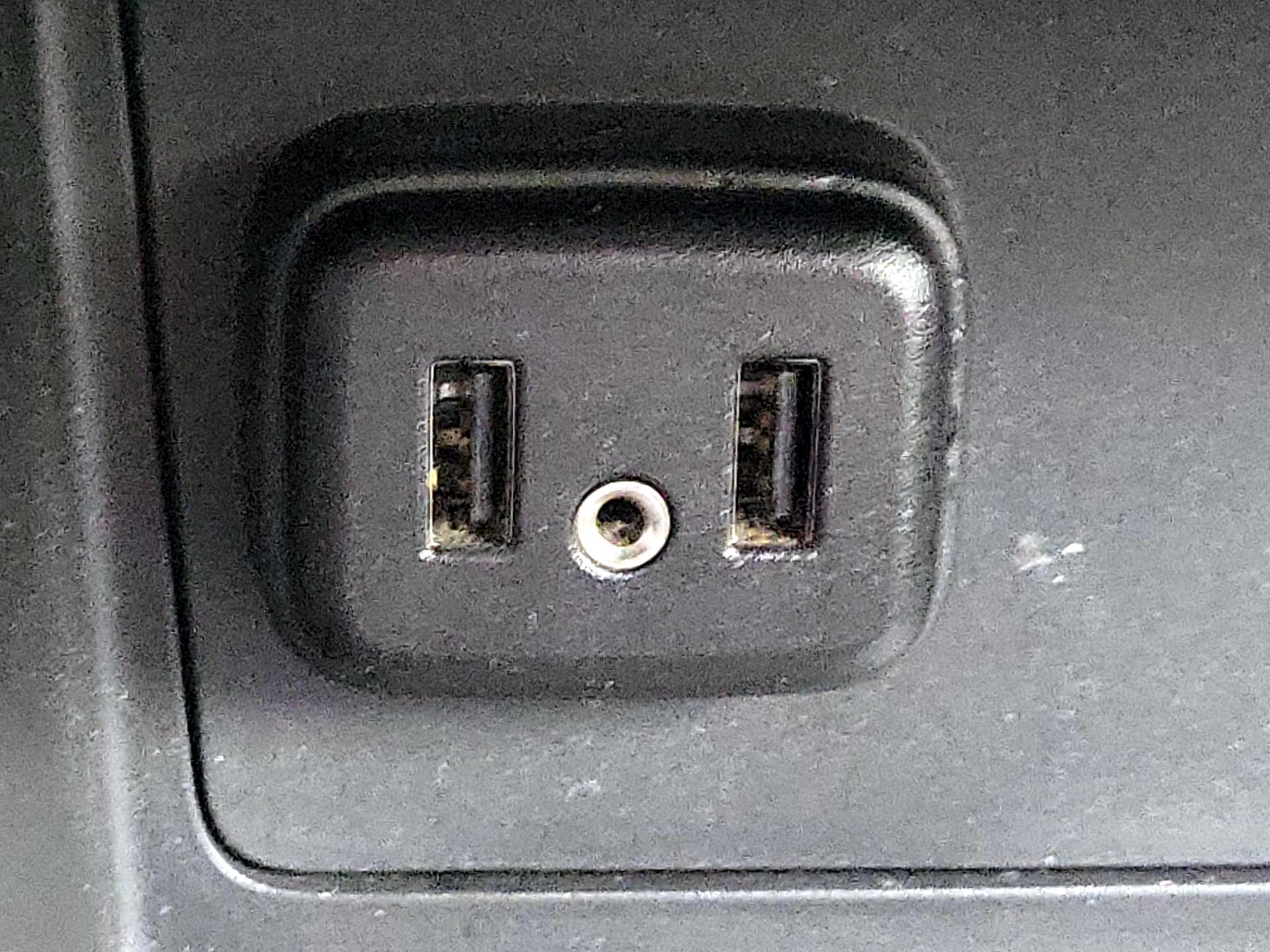 Thumbnail: 2019 GMC Canyon - 18