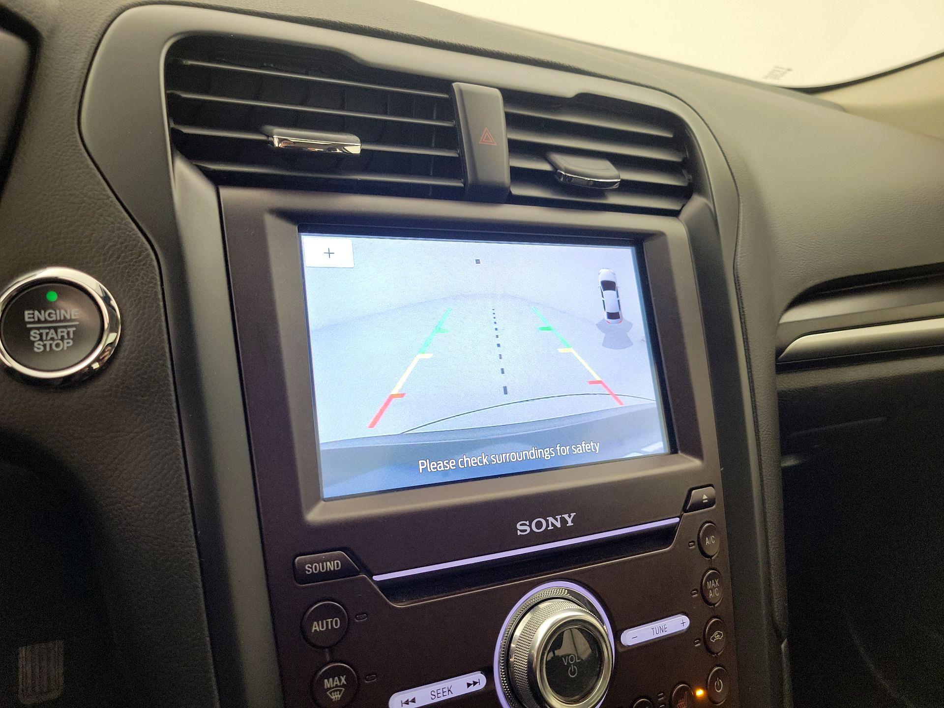 Thumbnail: 2020 Ford Fusion - 15