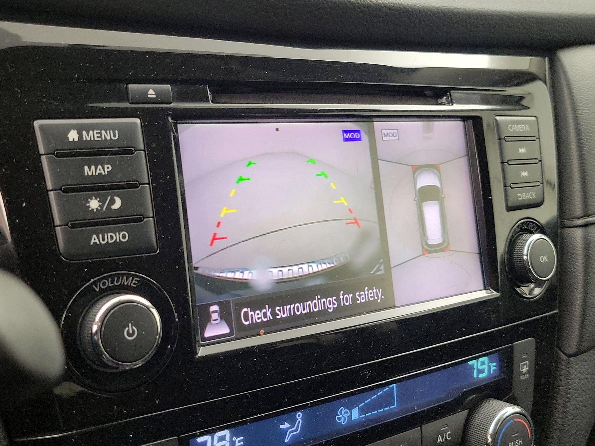 Thumbnail: 2018 Nissan Rogue - 15