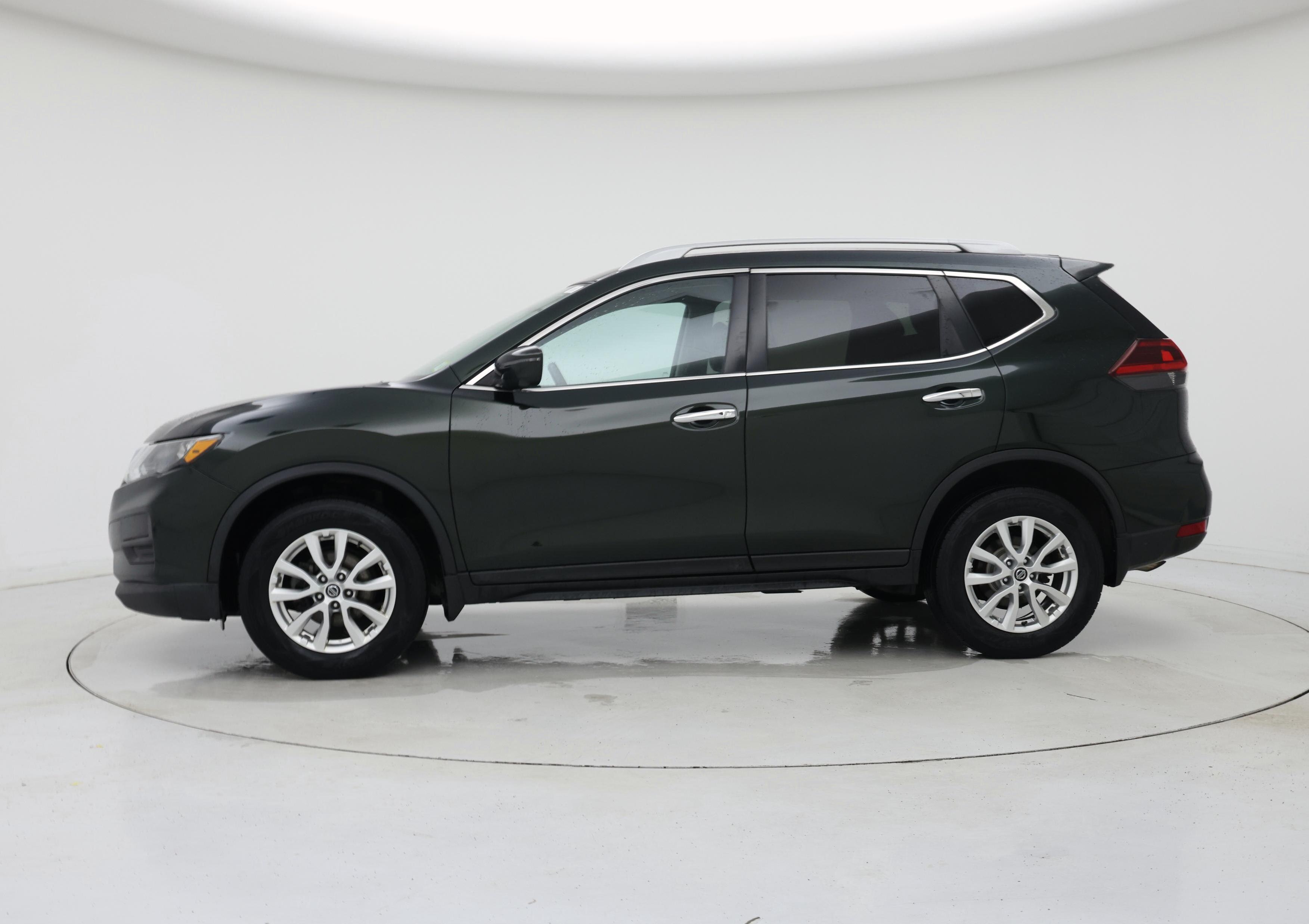 Thumbnail: 2018 Nissan Rogue - 3