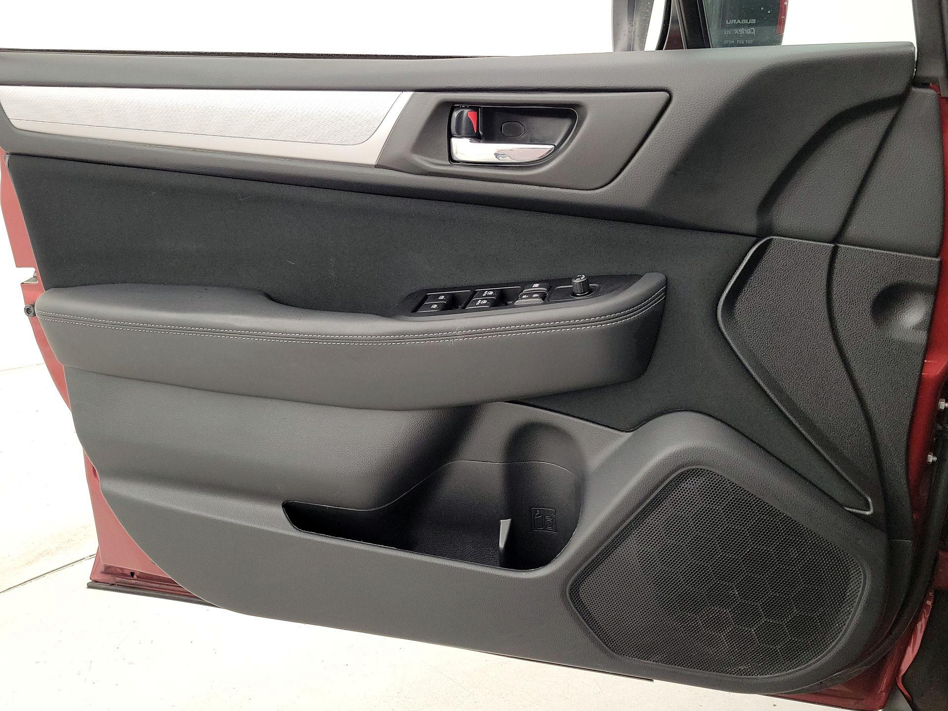 Thumbnail: 2018 Subaru Outback - 12