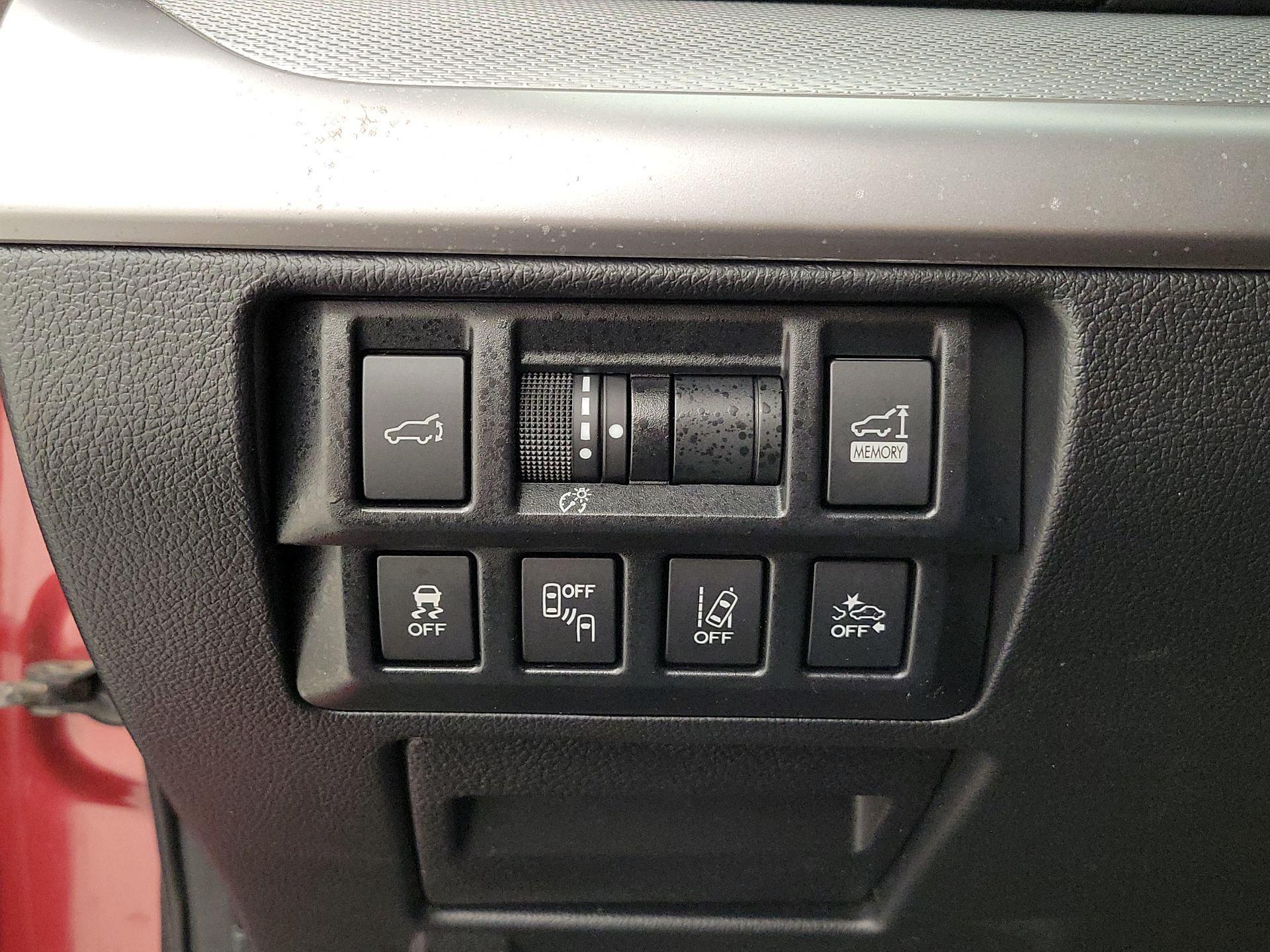 Thumbnail: 2018 Subaru Outback - 13