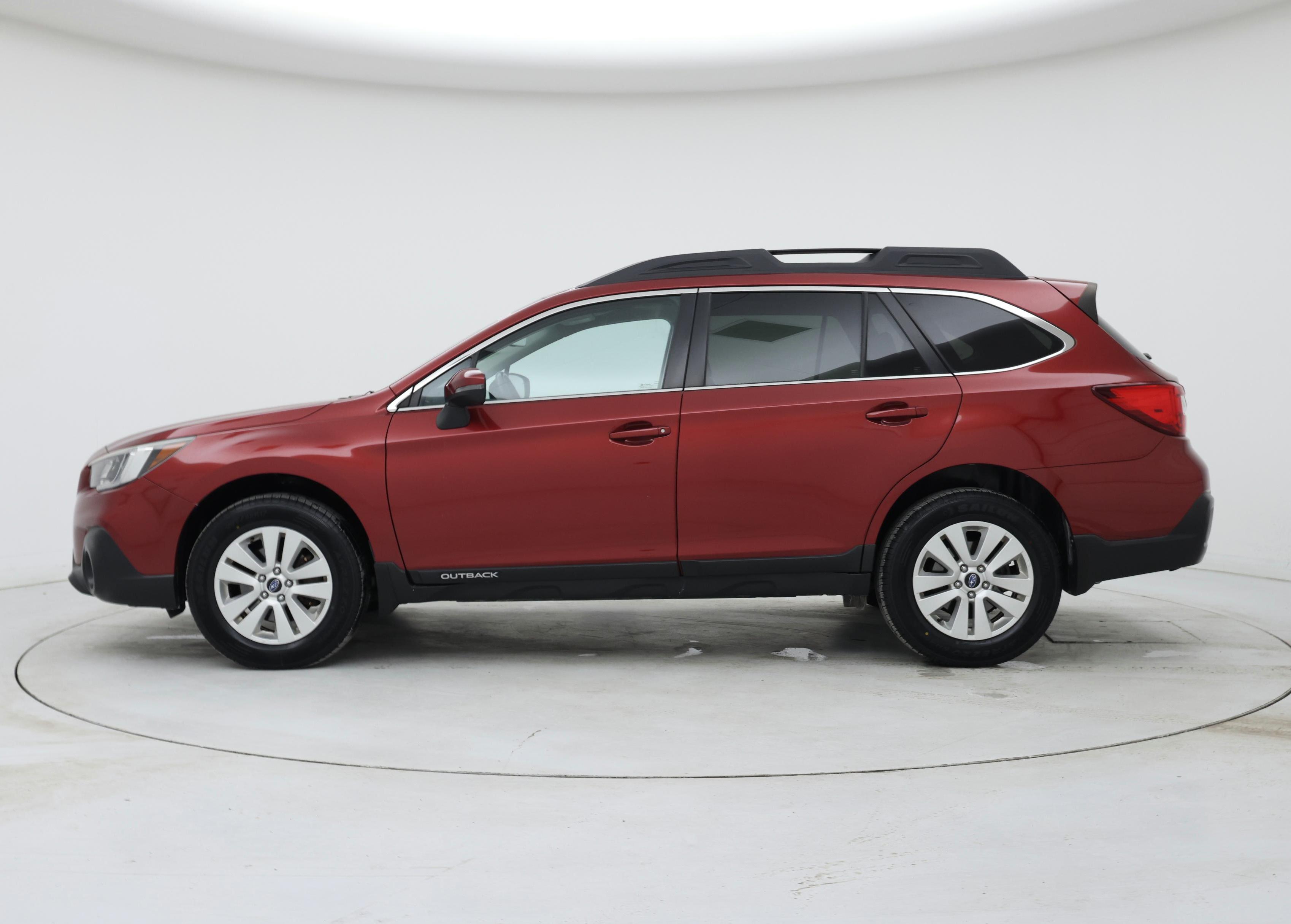 Thumbnail: 2018 Subaru Outback - 3