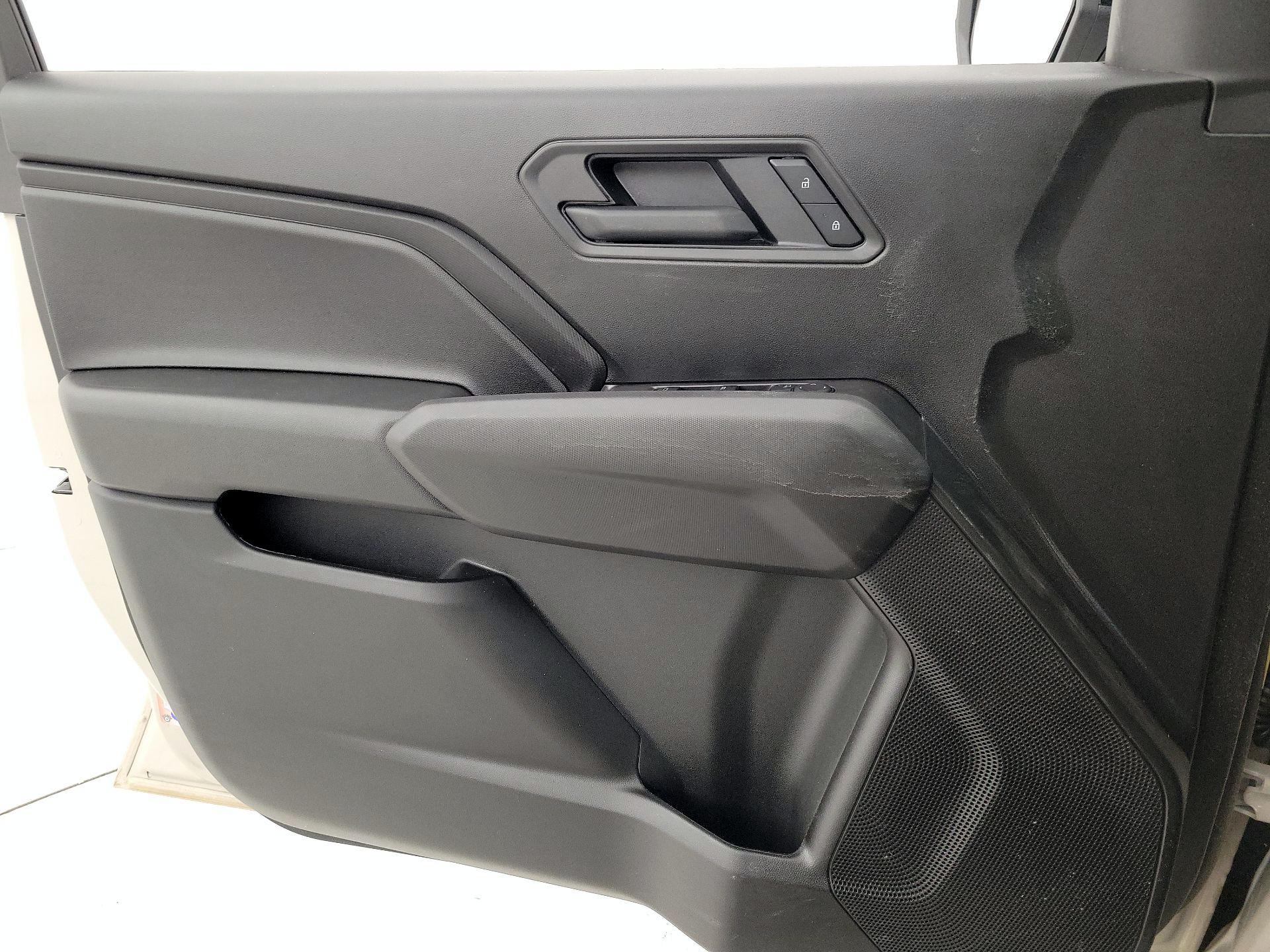 Thumbnail: 2026 Chevrolet Colorado - 12