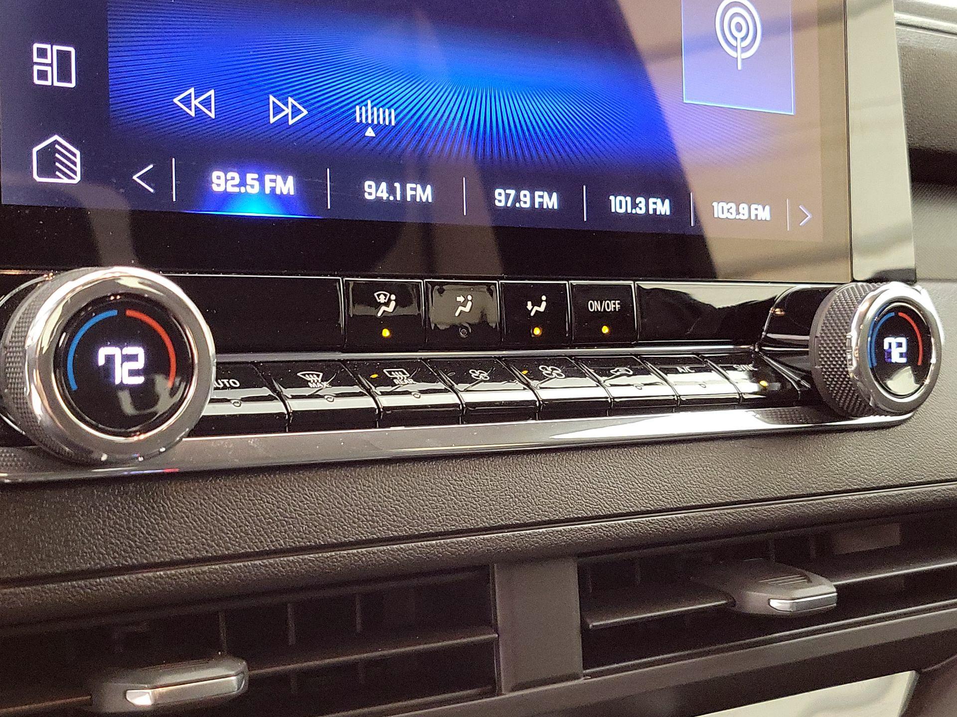 Thumbnail: 2026 Chevrolet Colorado - 16