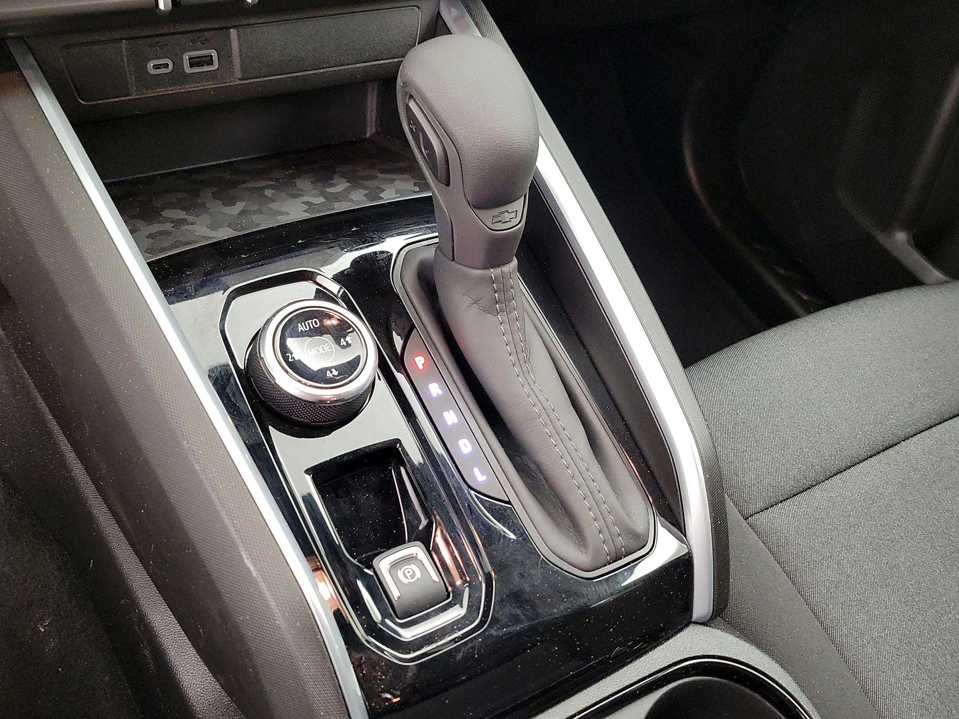 Thumbnail: 2026 Chevrolet Colorado - 17