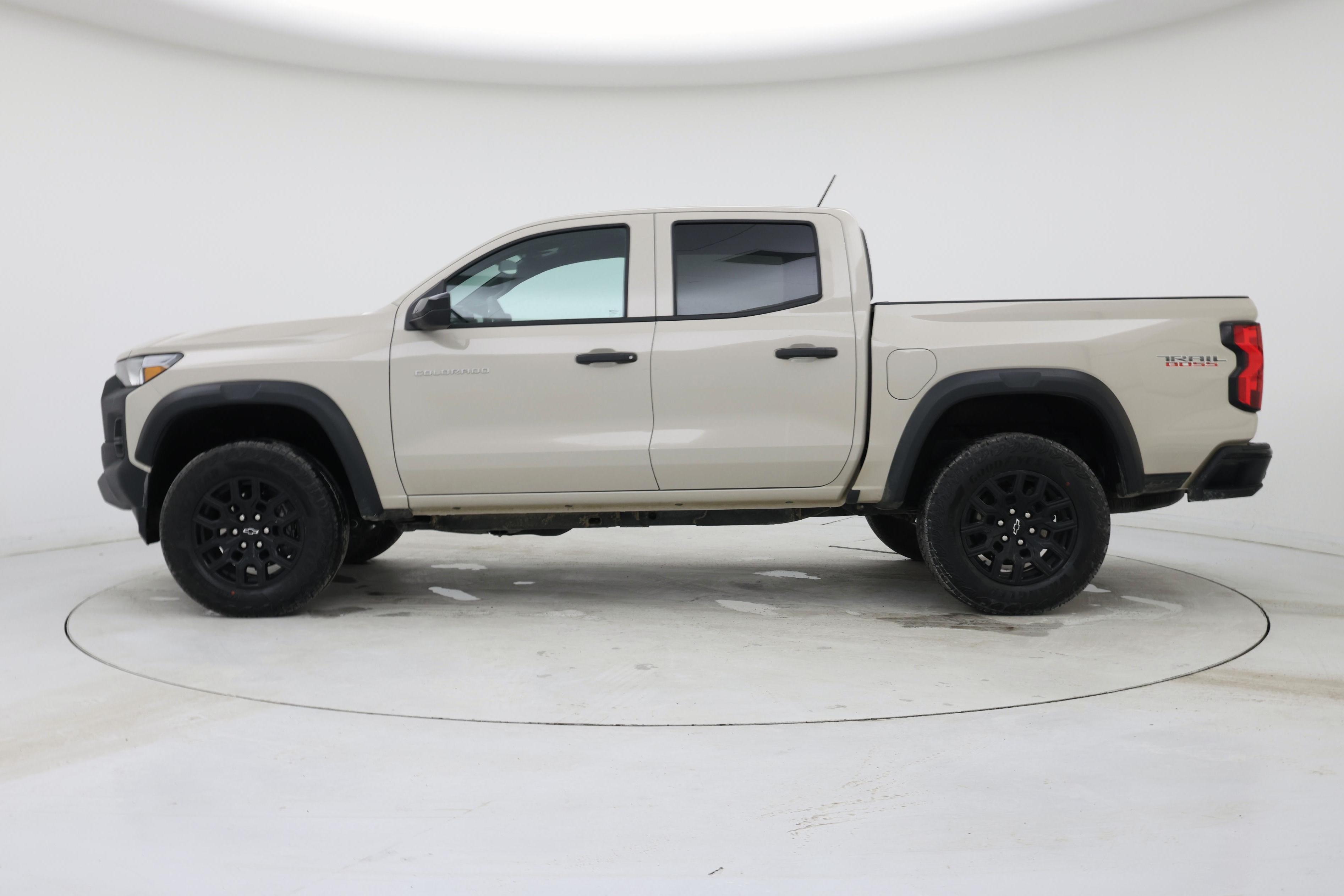 Thumbnail: 2026 Chevrolet Colorado - 3