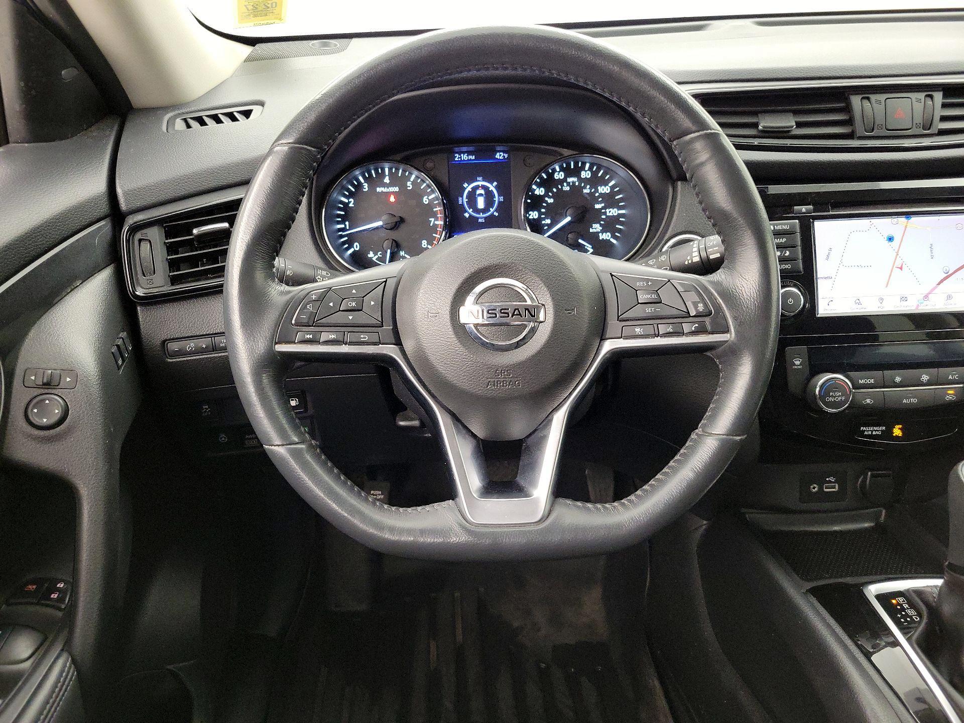 Thumbnail: 2018 Nissan Rogue - 10